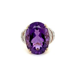 Vintage 11 Carat Oval Amethyst and Diamond Gold Solitaire Cocktail Ring