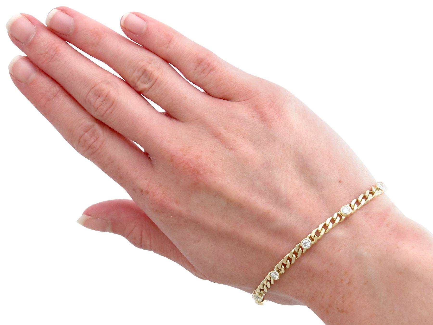 Bracelet vintage en or jaune 18 carats et diamants de 1,10 carat, c. 1990 en vente 4