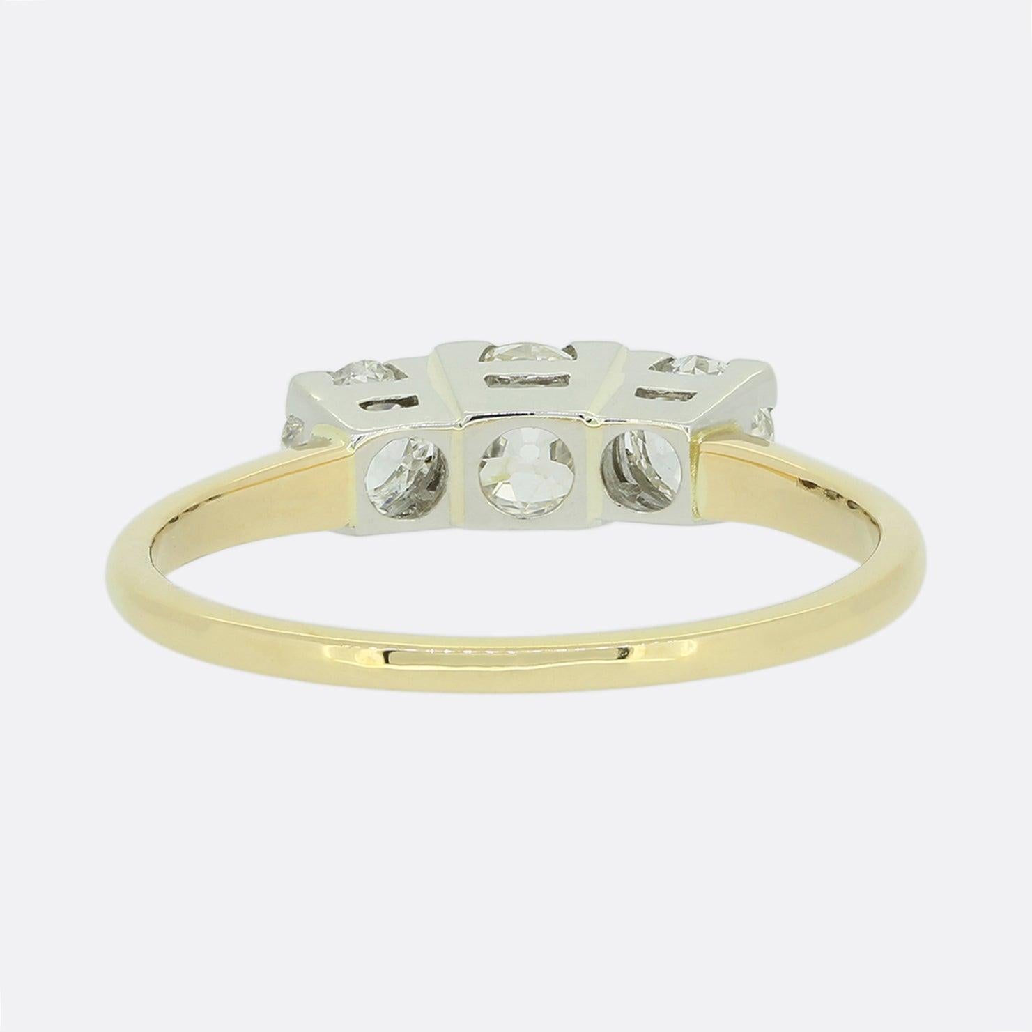 Vintage 1.10 Carat Old Cut Diamond Three Stone Ring In Good Condition For Sale In London, GB