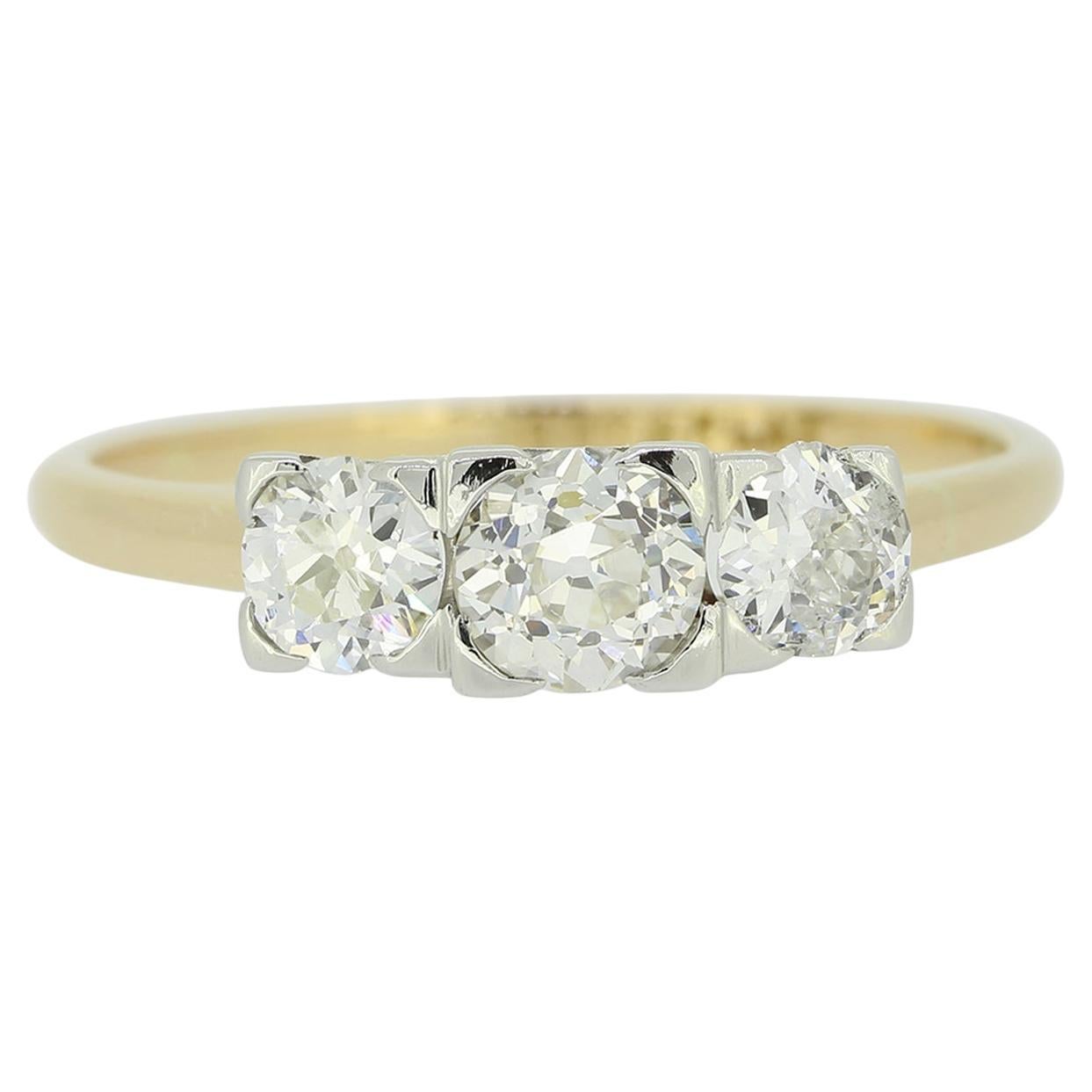Anillo vintage de tres piedras con diamantes talla antigua de 1,10 quilates
