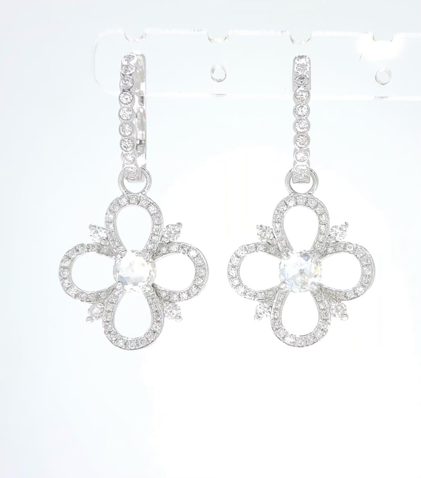 Ohrhänger aus 18 Karat Weißgold mit 1,10 Karat Diamanten im Rosenschliff im Angebot 1