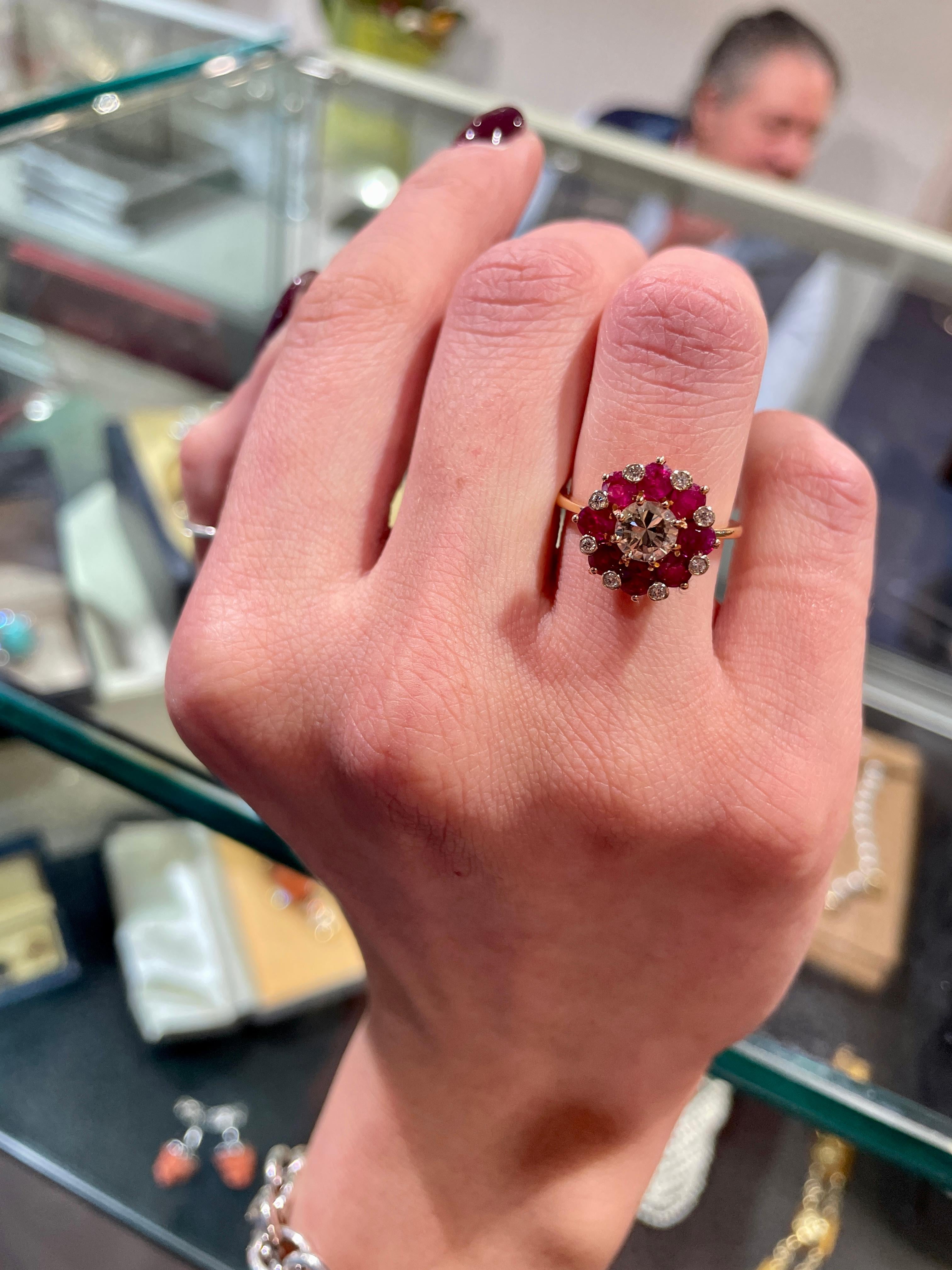 Anello da cocktail vintage con diamante e rubino da 1,12 carati 3
