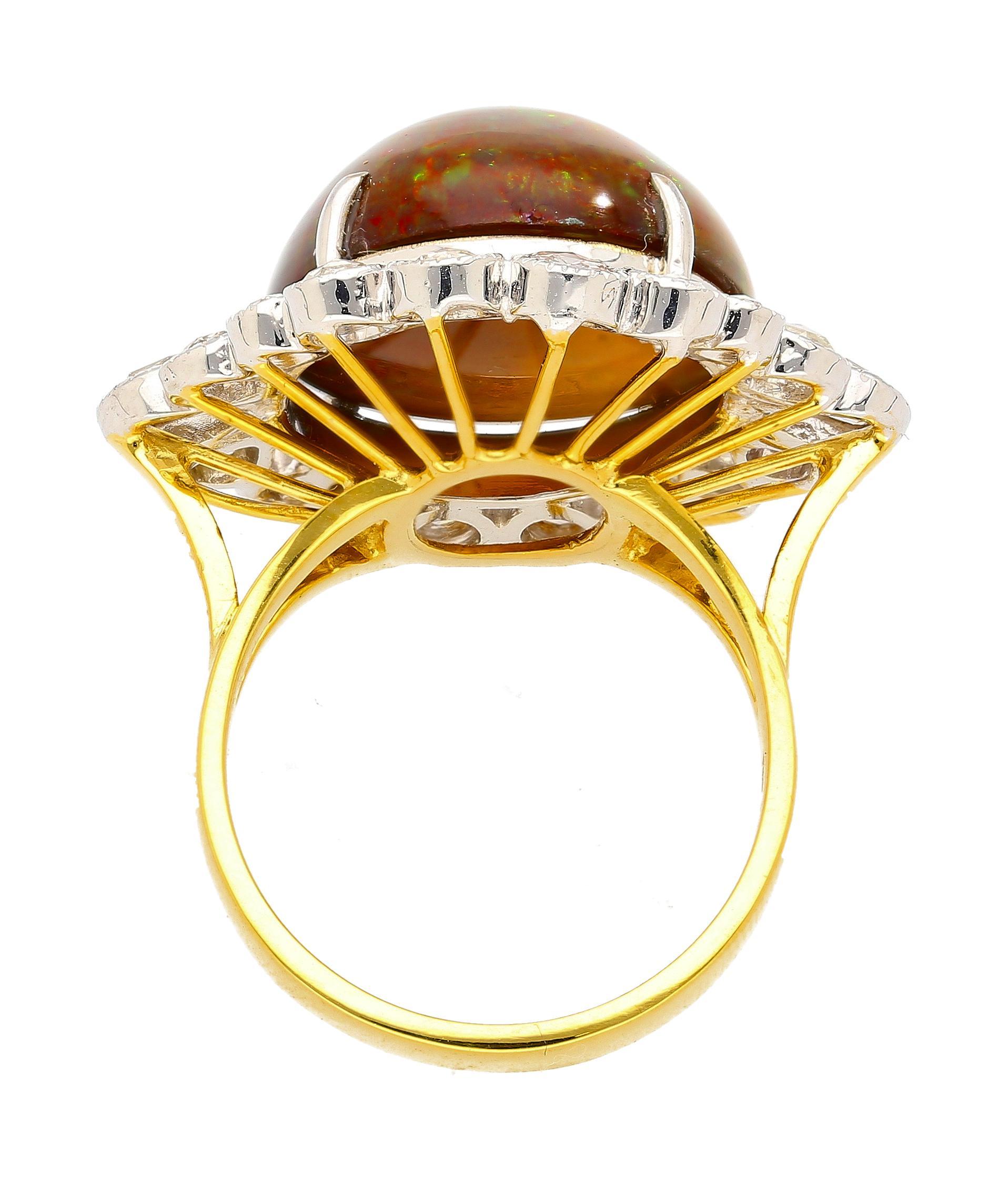 Anillo halo vintage de ópalo y diamantes talla rosa de 11,36 quilates en oro de 18 quilates Cabujón en venta