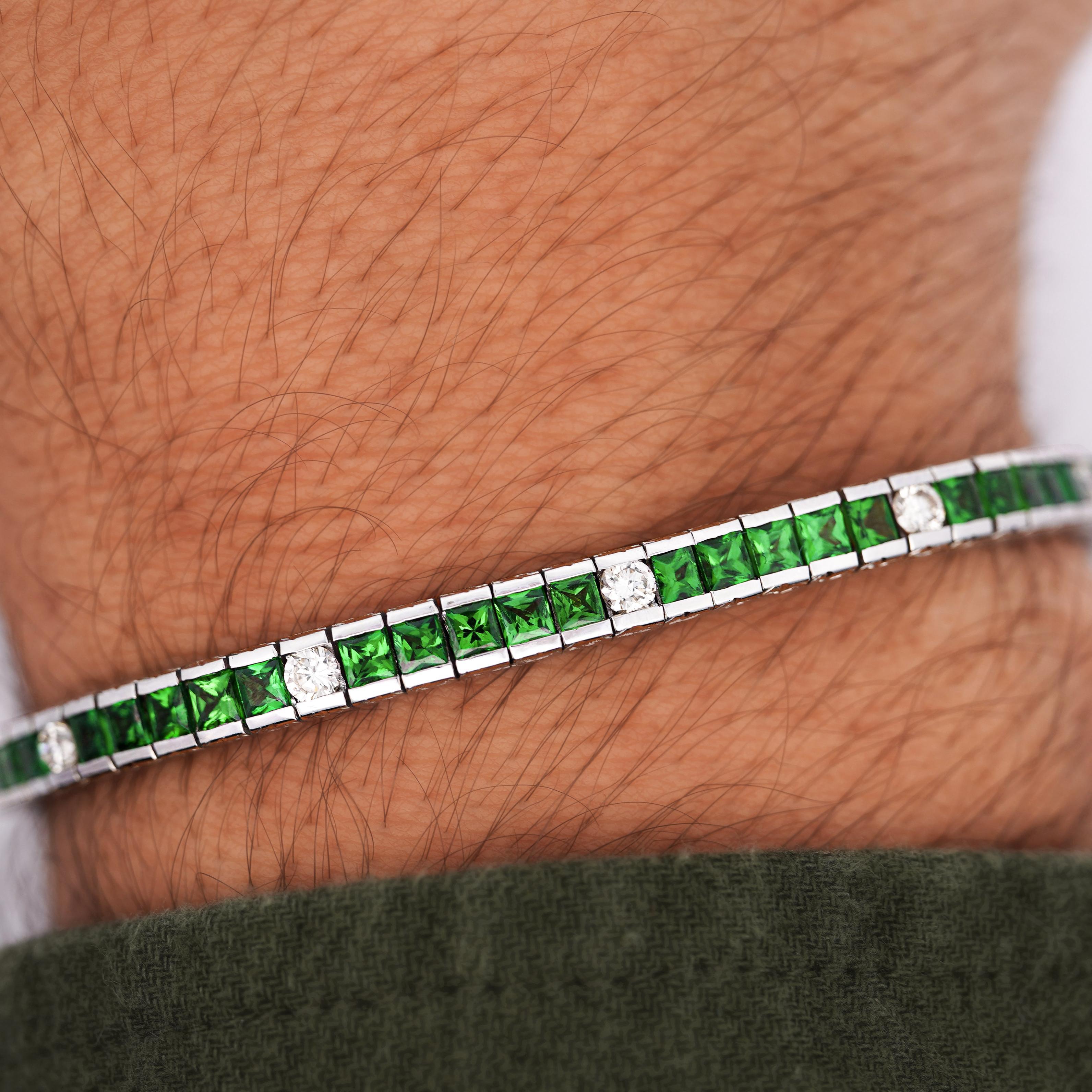 Pulsera de tenis vintage con filigrana de tsavoritas y diamantes de 11,5 quilates Corte princesa en venta