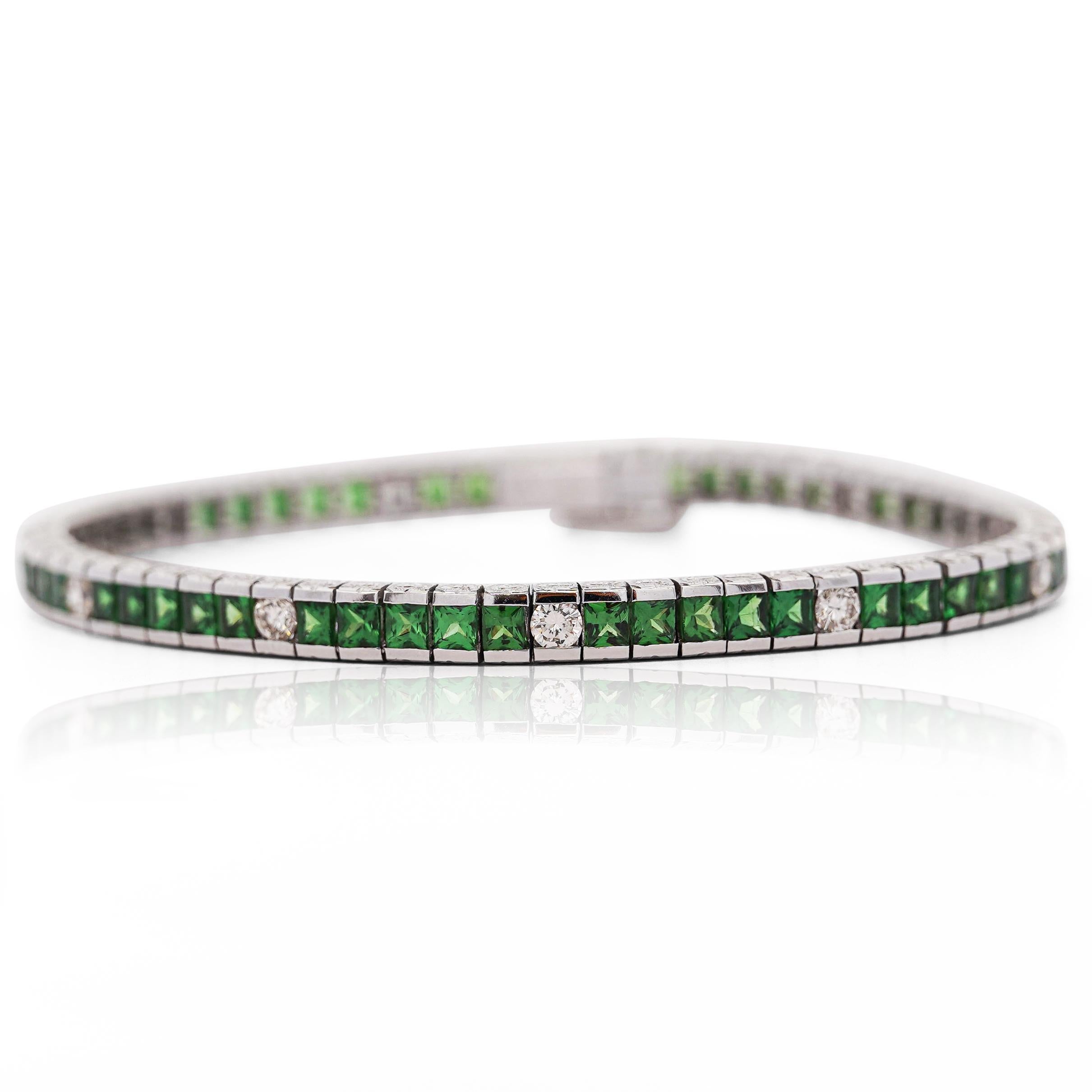 Bracelet tennis vintage filigrane avec tsavorite de 11,5 carats et diamants