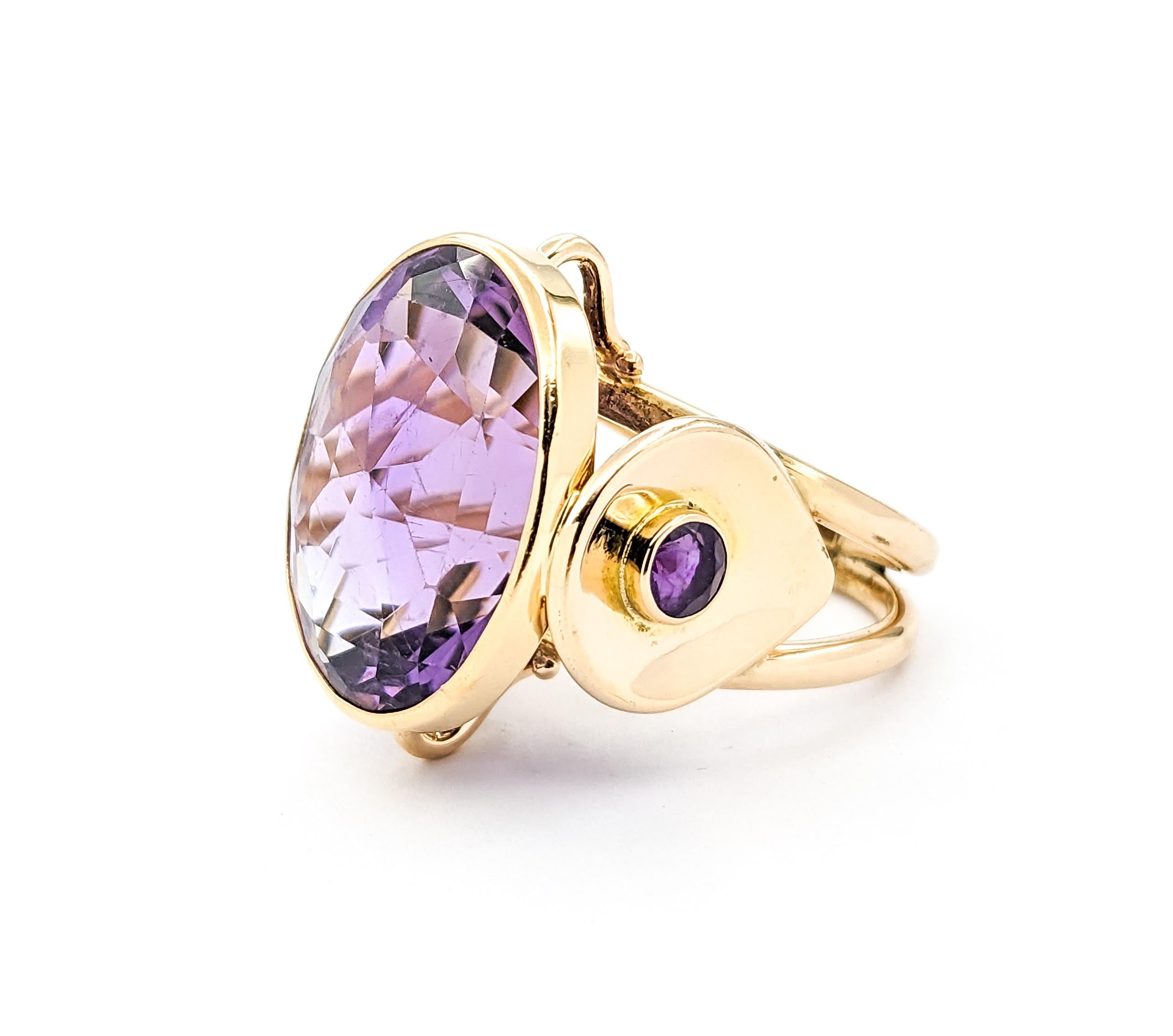 Vintage 11.50ct Amethyst Ring In Yellow Gold For Sale 5