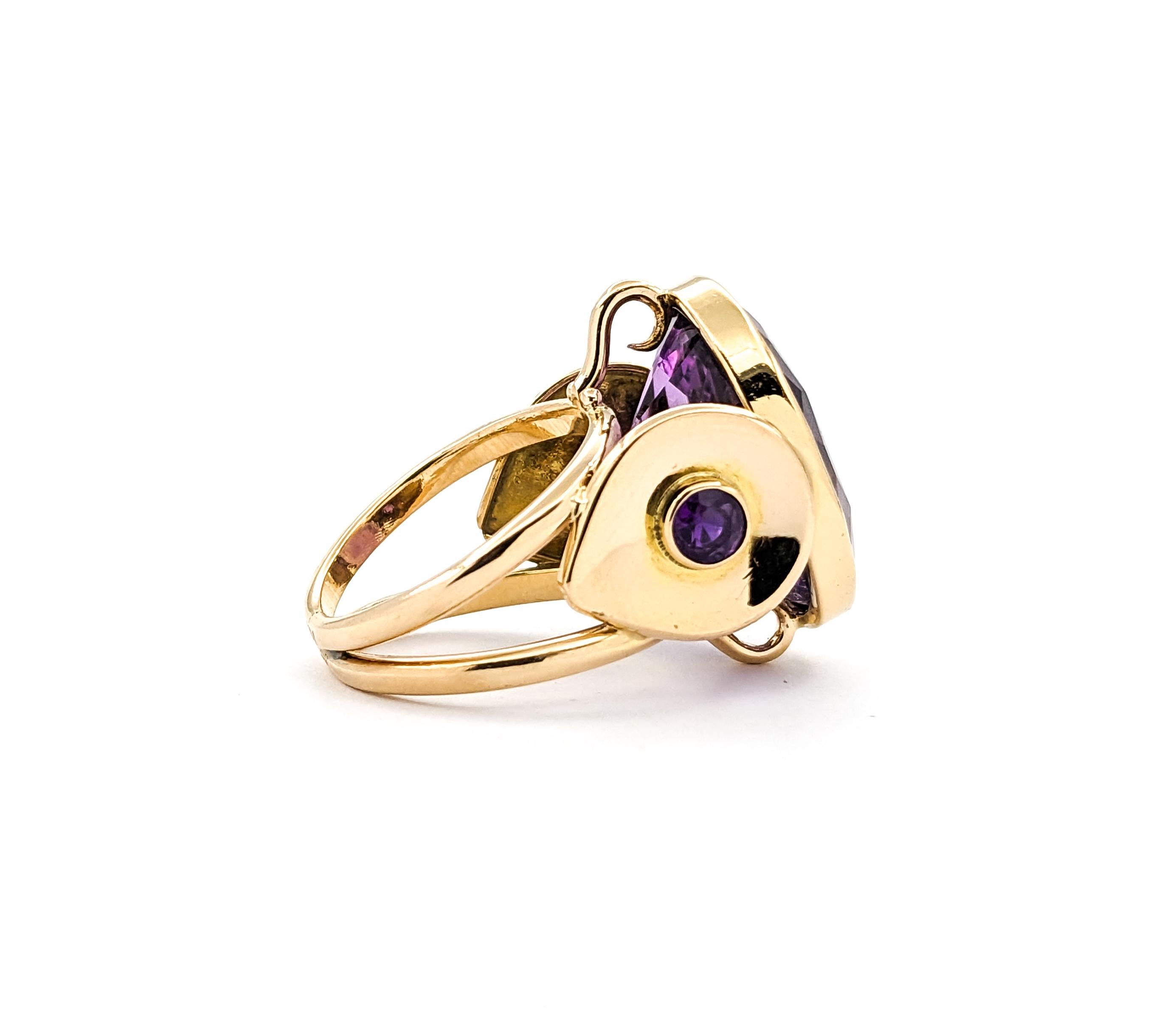 Vintage 11.50ct Amethyst Ring In Yellow Gold For Sale 2