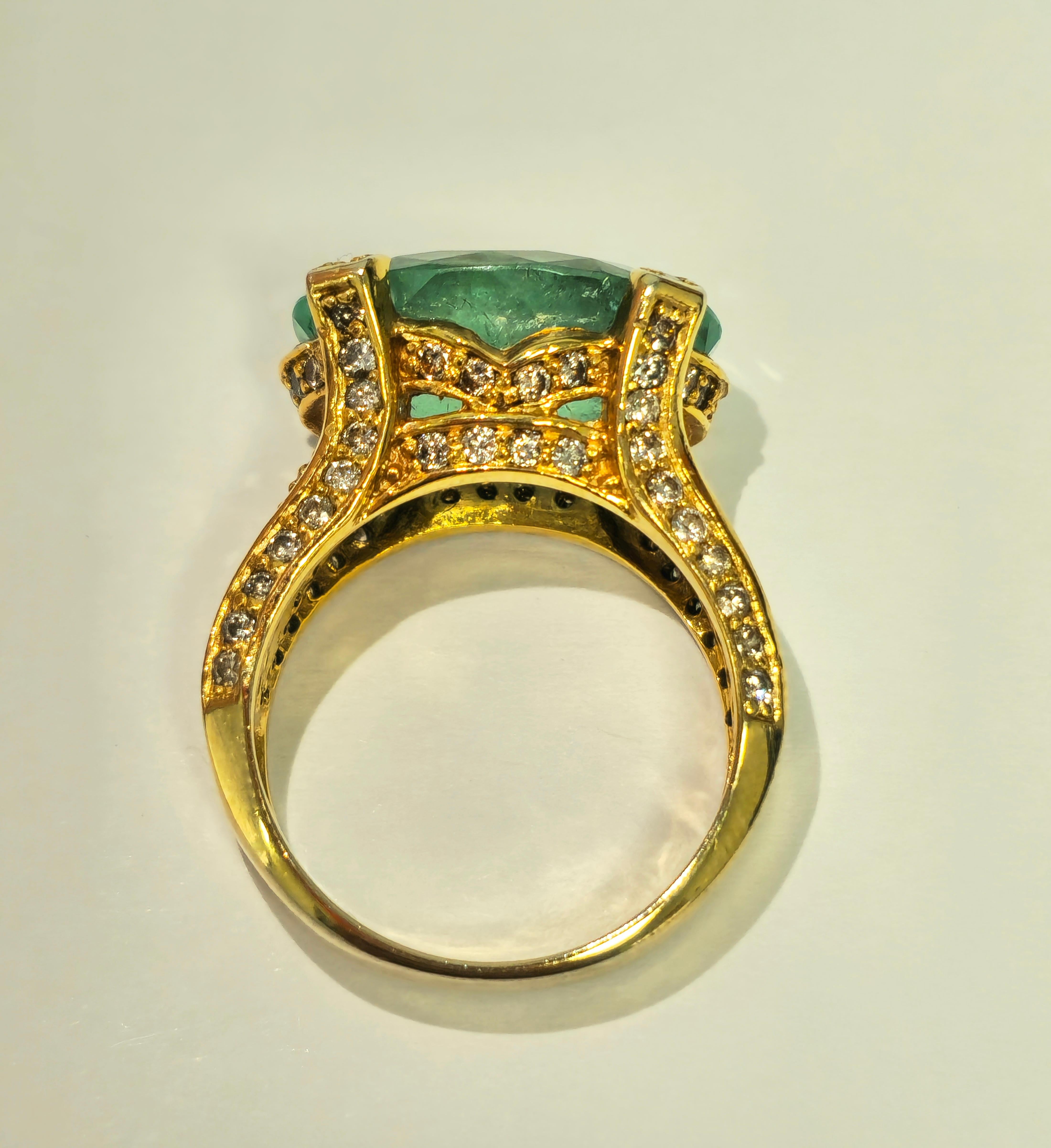 Art Nouveau Vintage 11.50ct Colombian Emerald Diamond Ring in 14K For Sale