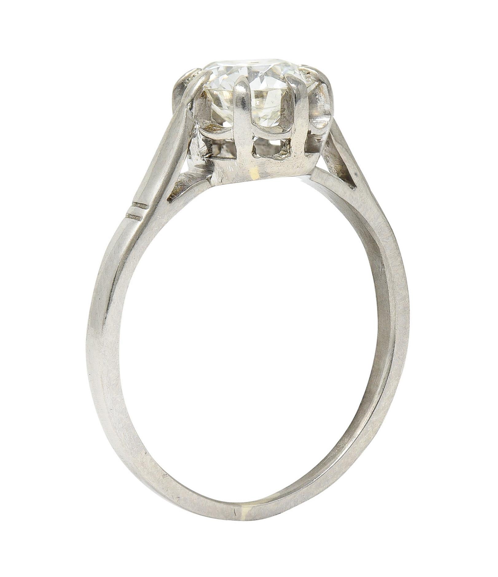 Women's or Men's Vintage 1.16 Carats Diamond 18 Karat White Gold Belcher Engagement Ring For Sale