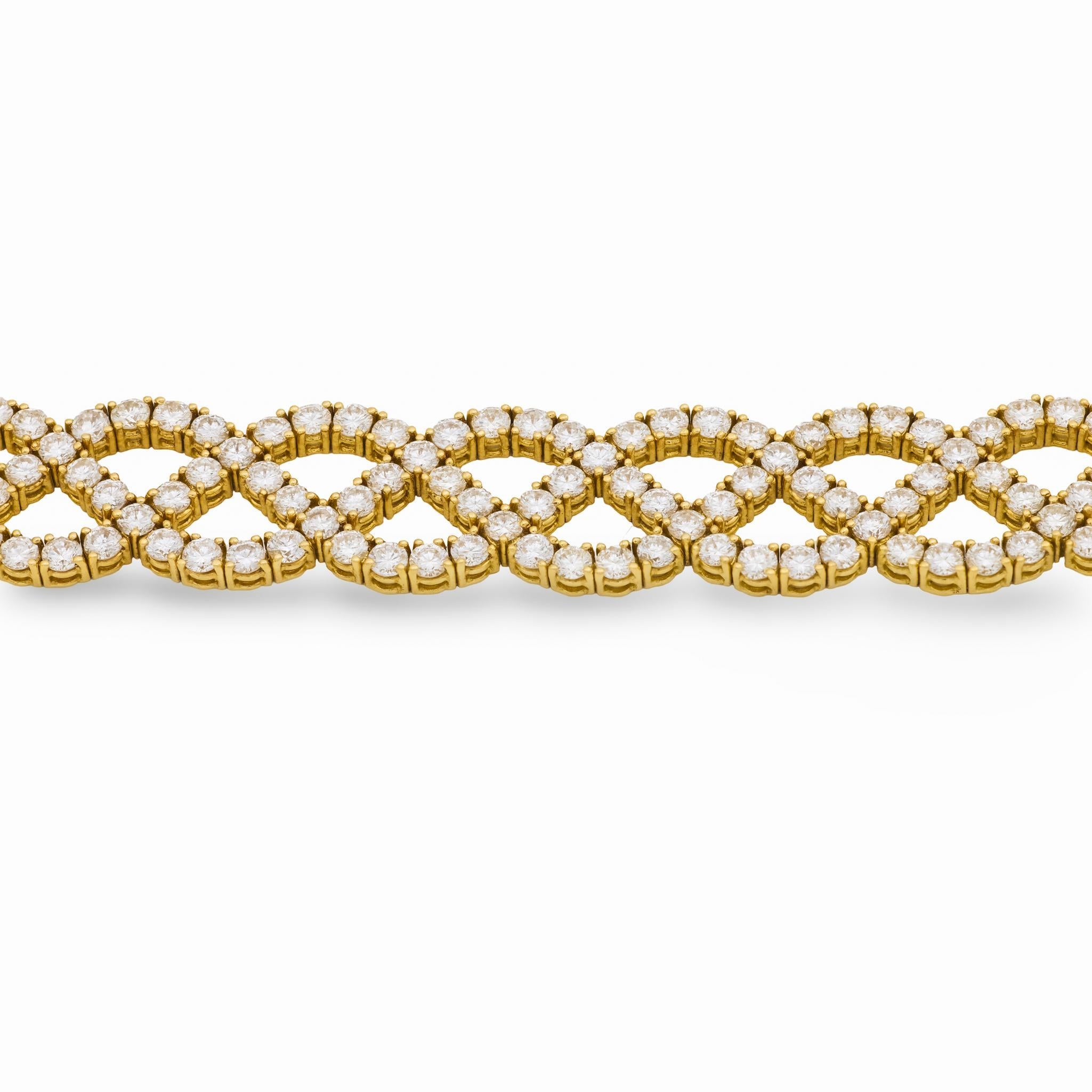 Vintage 11.60 carat diamant 18k or jaune bracelet tressé Bon état - En vente à Beverly Hills, CA