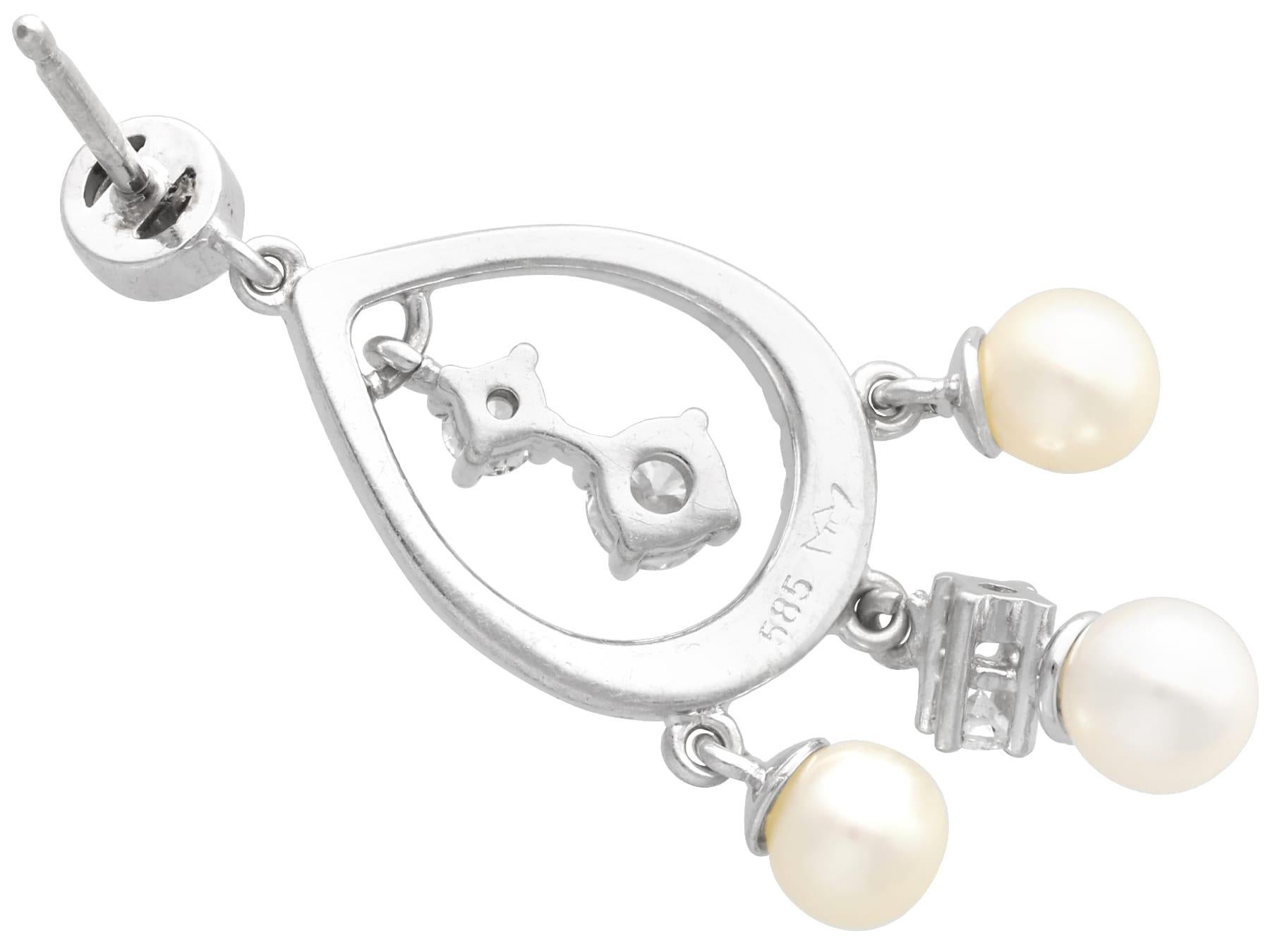 Pendientes de gota vintage de oro blanco de 14 ct con diamantes y perlas de 1,16 ct en venta 3