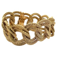 Vintage 117.50 Grammes Textured 18 Karat Yellow Gold Link Bracelet