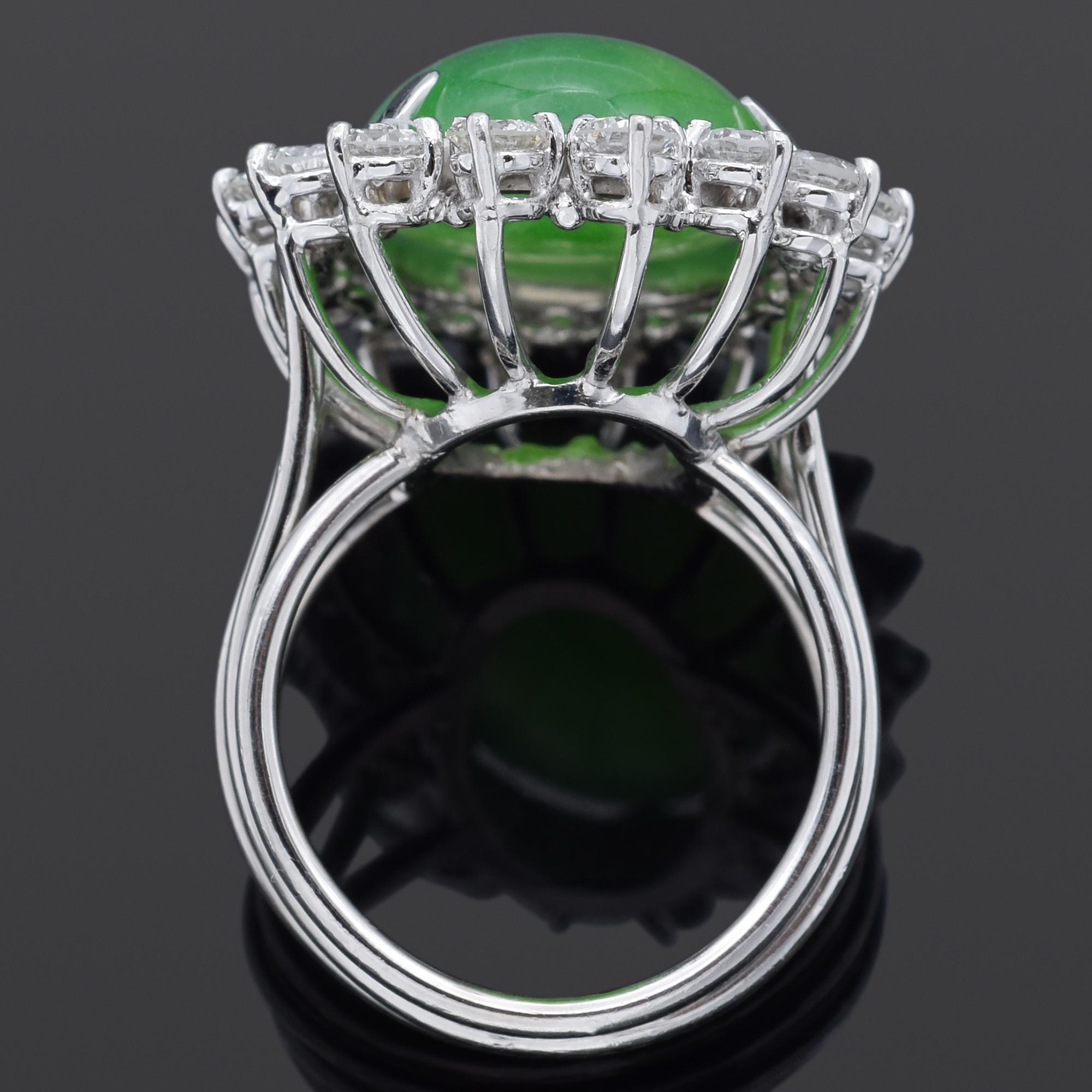 Vintage 11.75Ct Green Jade & 1.67 TCW Diamond Platinum & Palladium Cocktail Ring In Good Condition For Sale In New York, NY
