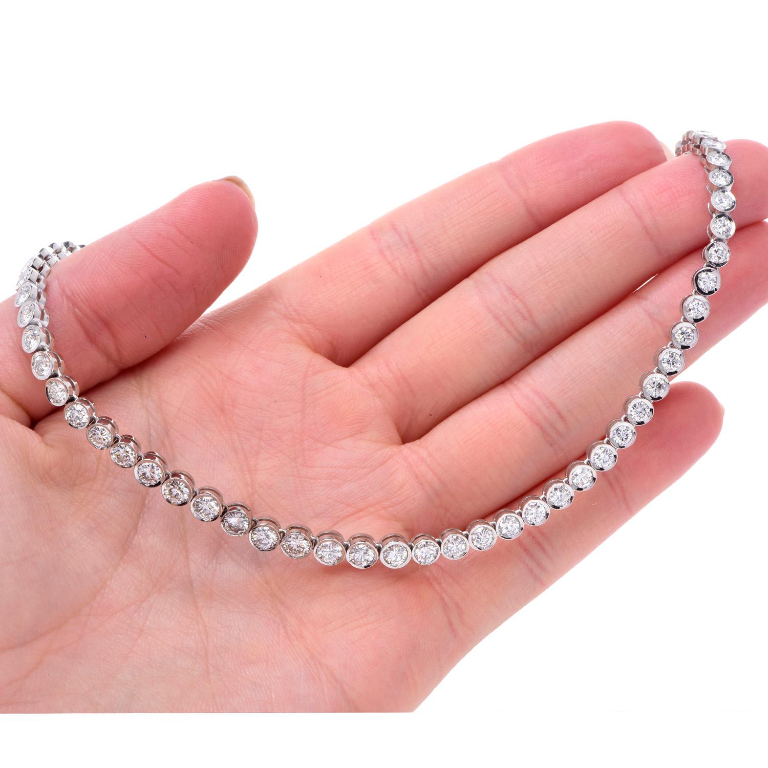 Vintage 11.80cts Diamond Riviera !8k White Gold  Chocker Necklace In Excellent Condition For Sale In Miami, FL