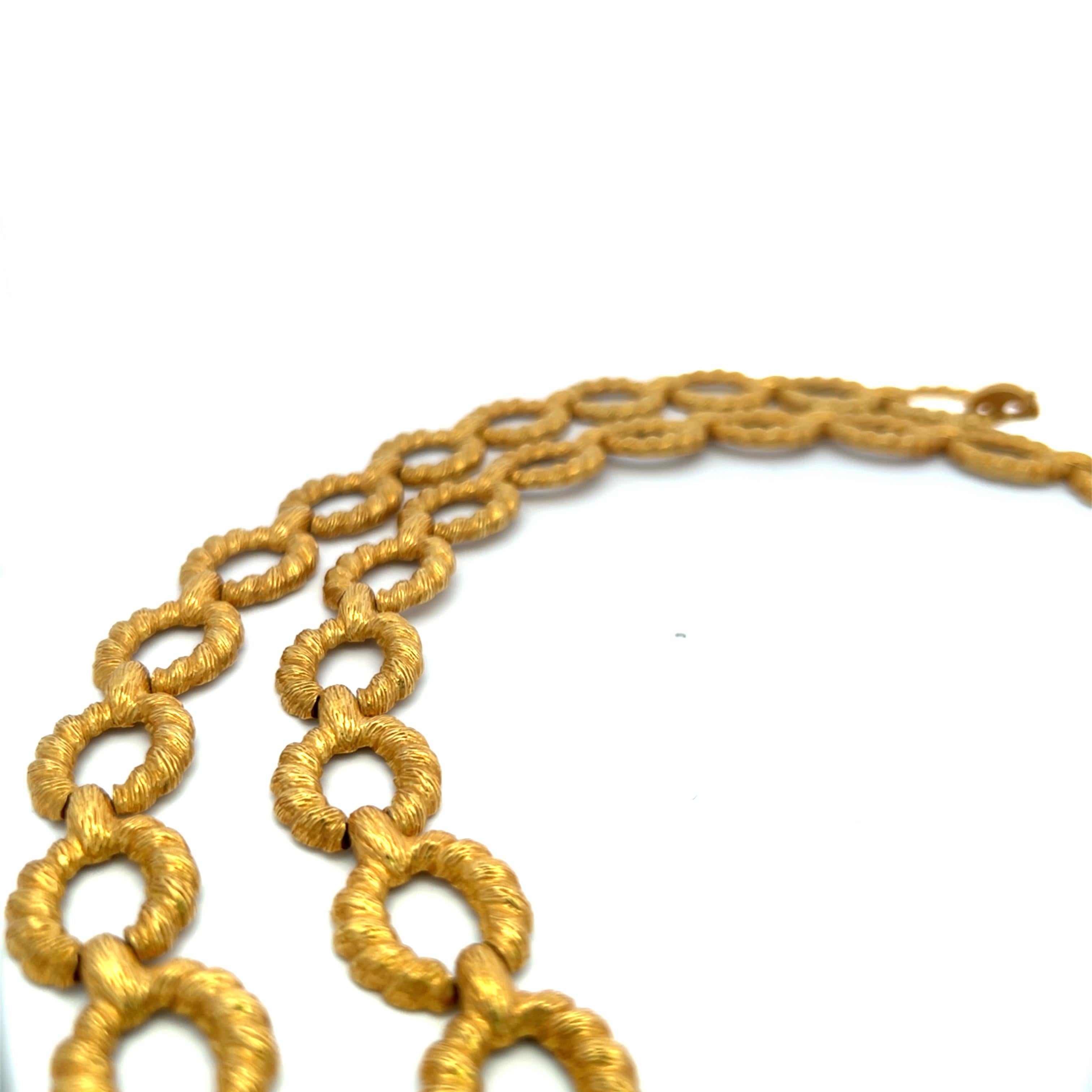Collier à maillons vintage texturé en or jaune 18 carats 118,75 grammes en vente 2