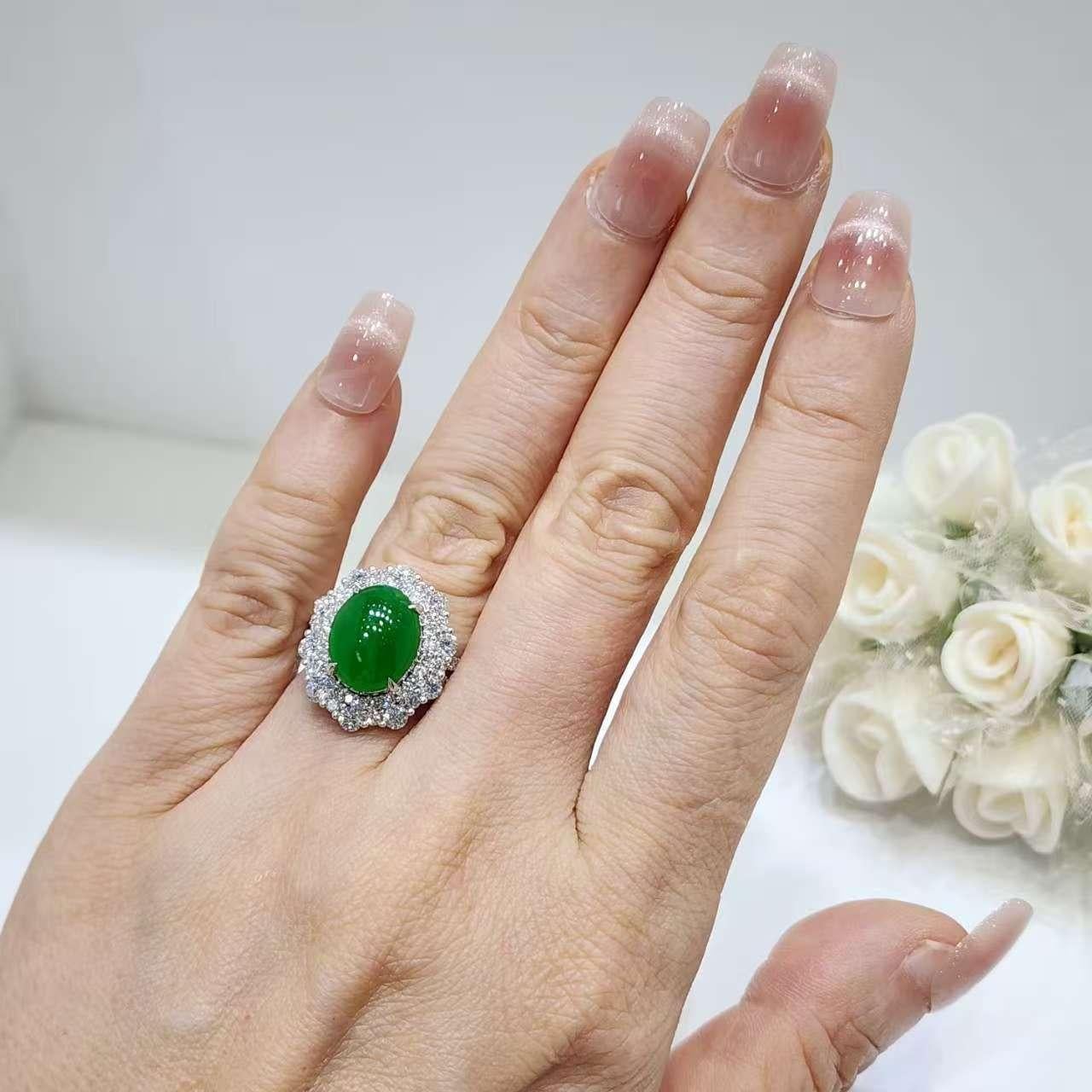 Vintage 1.19GM Jadeit und Diamant Ring in 18 Karat Weißgold (Cabochon) im Angebot