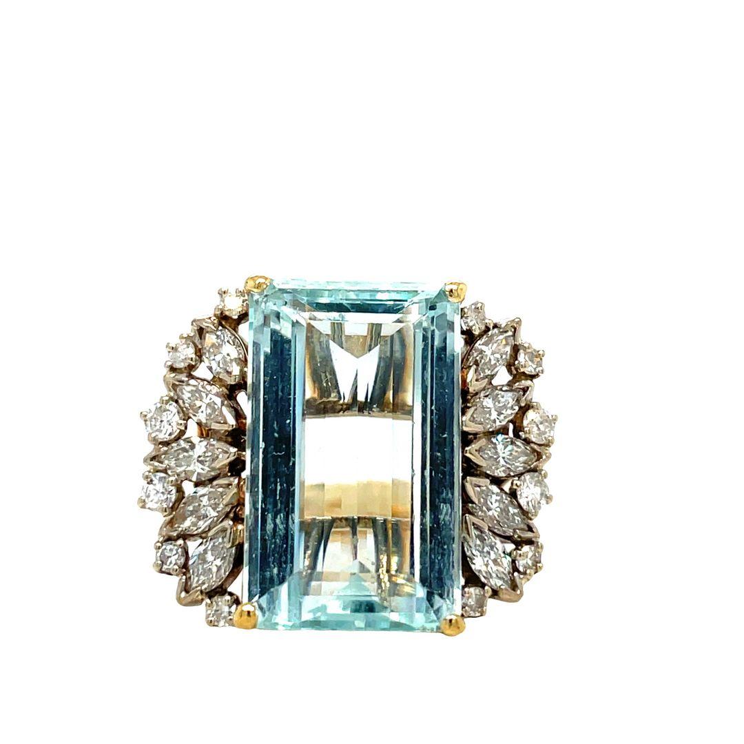 Women's Vintage 12 Carat Blue Aquamarine and Diamond Cocktail Ring 14k Yellow Gold For Sale