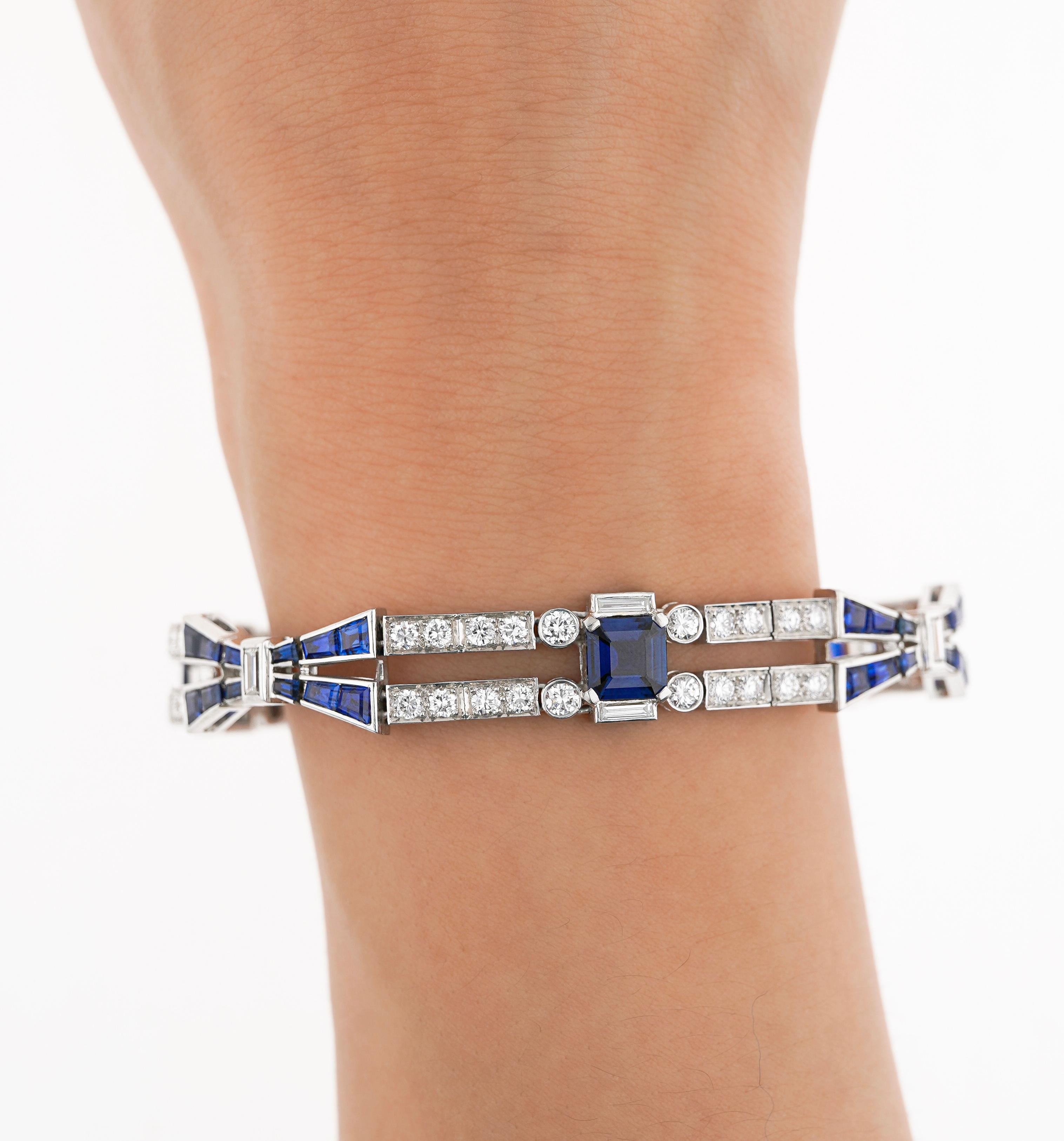 Vintage 12 Carat Blue Sapphire and Diamond Art Deco Open Bracelet in Platinum For Sale 7