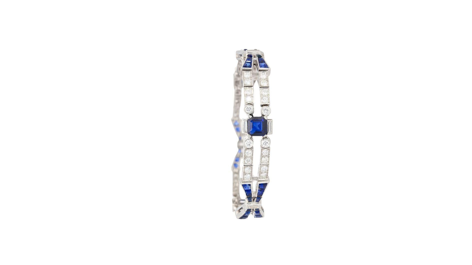 Vintage 12 Carat Blue Sapphire and Diamond Art Deco Open Bracelet in Platinum For Sale 1