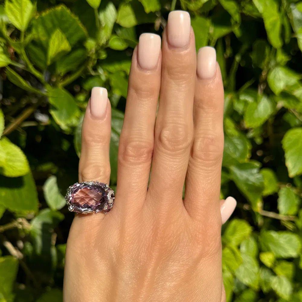 Modernist Vintage 12 Carat Checkerboard Amethyst and Diamond Gold Cocktail Ring For Sale