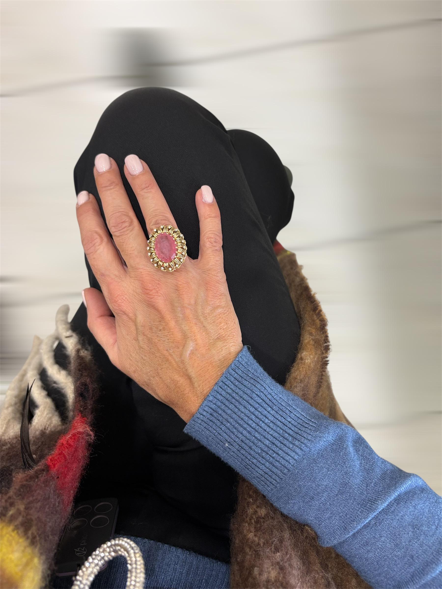 Vintage 12 Karat Natürlicher Rubelit Diamant Cocktail Ring (Retro) im Angebot