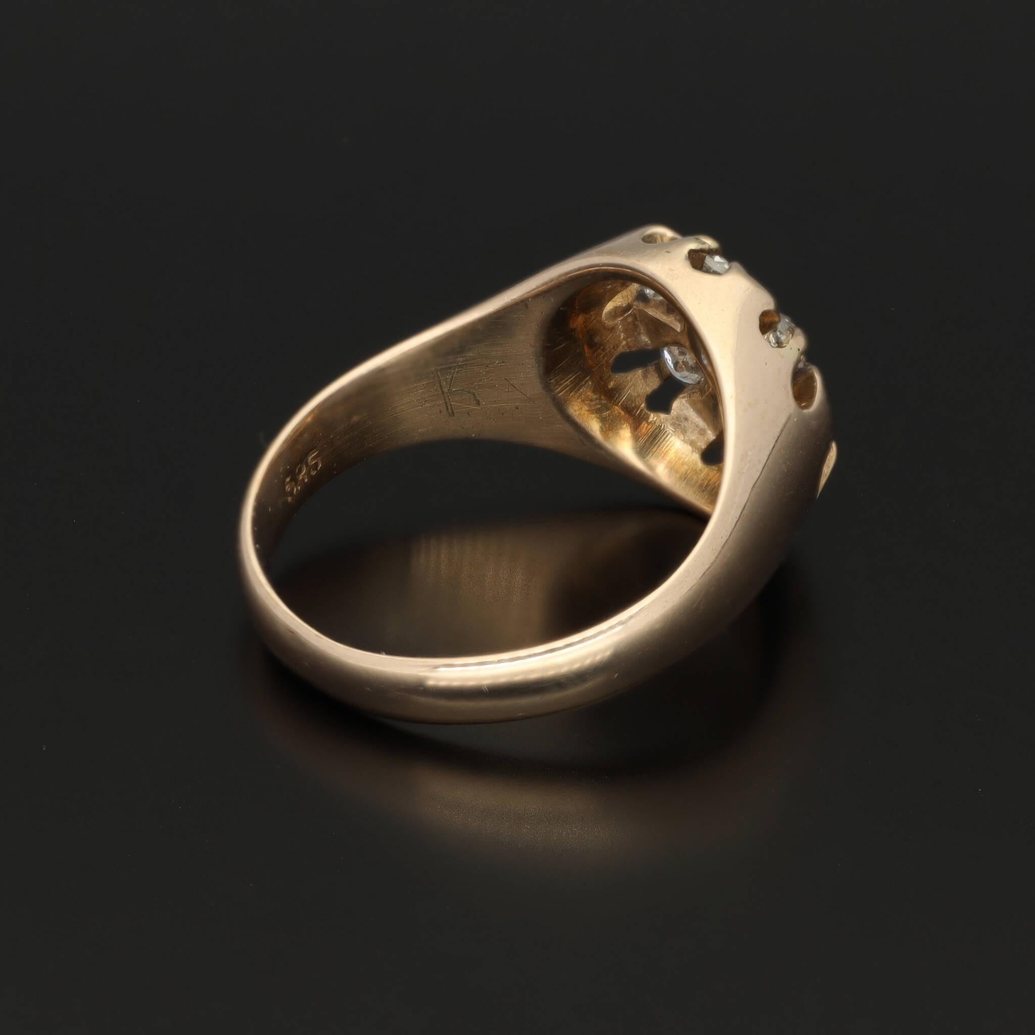 Modernist Vintage 1.2 Ct Diamond Cluster Signet Ring, Unisex Diamond Gold Signet Ring 1960 For Sale