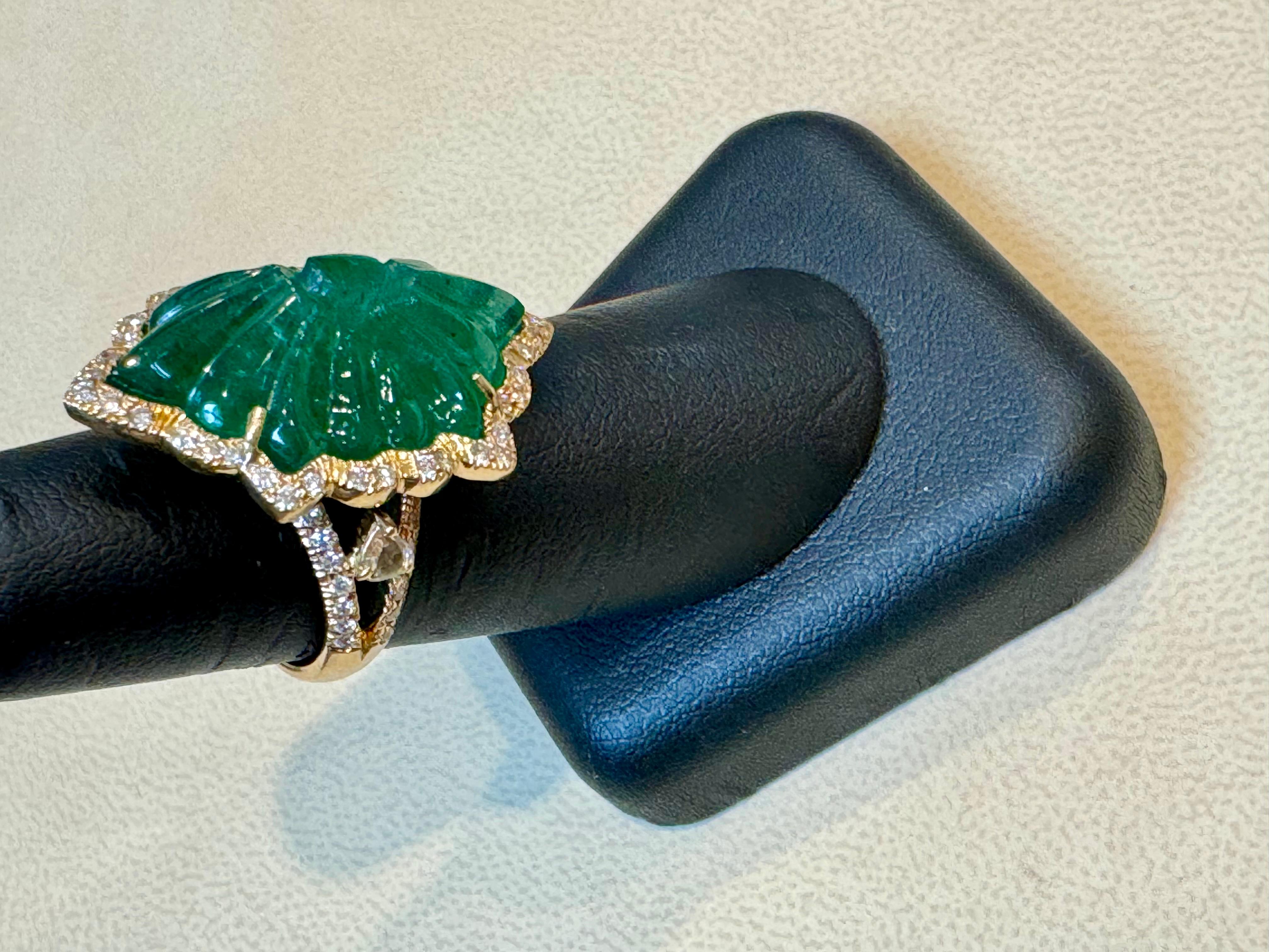Vintage 12 Ct Natural Carved Emerald & 1.5 Ct Diamond Ring 18 Kt Yellow Gold For Sale 3
