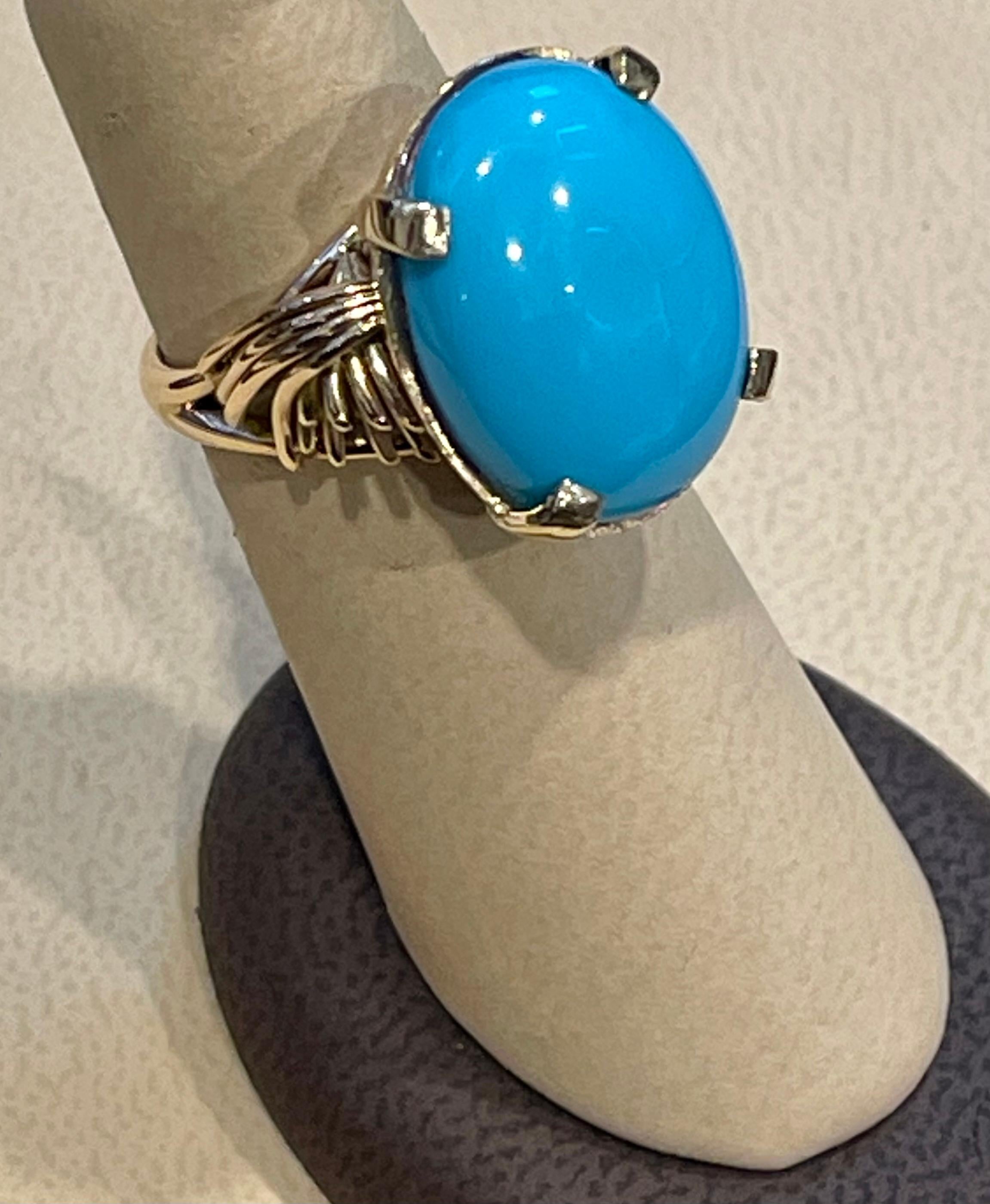 Vintage 12 Ct Natural Oval Sleeping Beauty Turquoise Ring, 14 Kt Yellow Gold For Sale 1