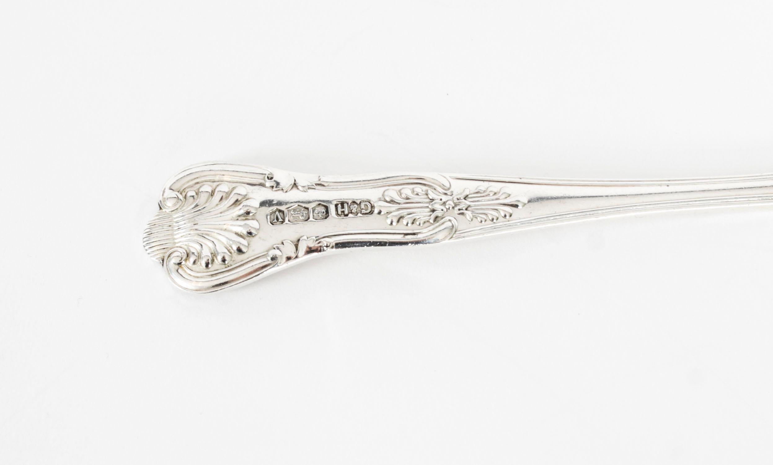 Vintage 12 Place Kings Pattern Sterling Silver Cutlery by Harrods 20th Century in vendita 12