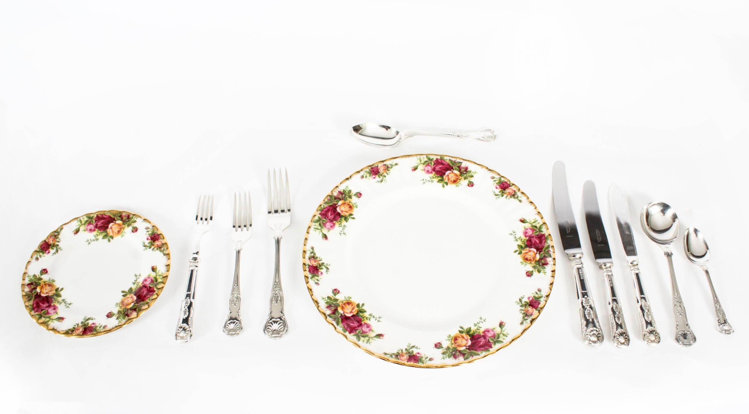 Vintage 12 Place Kings Pattern Sterling Silver Cutlery by Harrods 20th Century In condizioni buone in vendita a London, GB