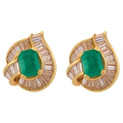 Vintage 1.20 carat emerald diamond 18k yellow gold stud earrings