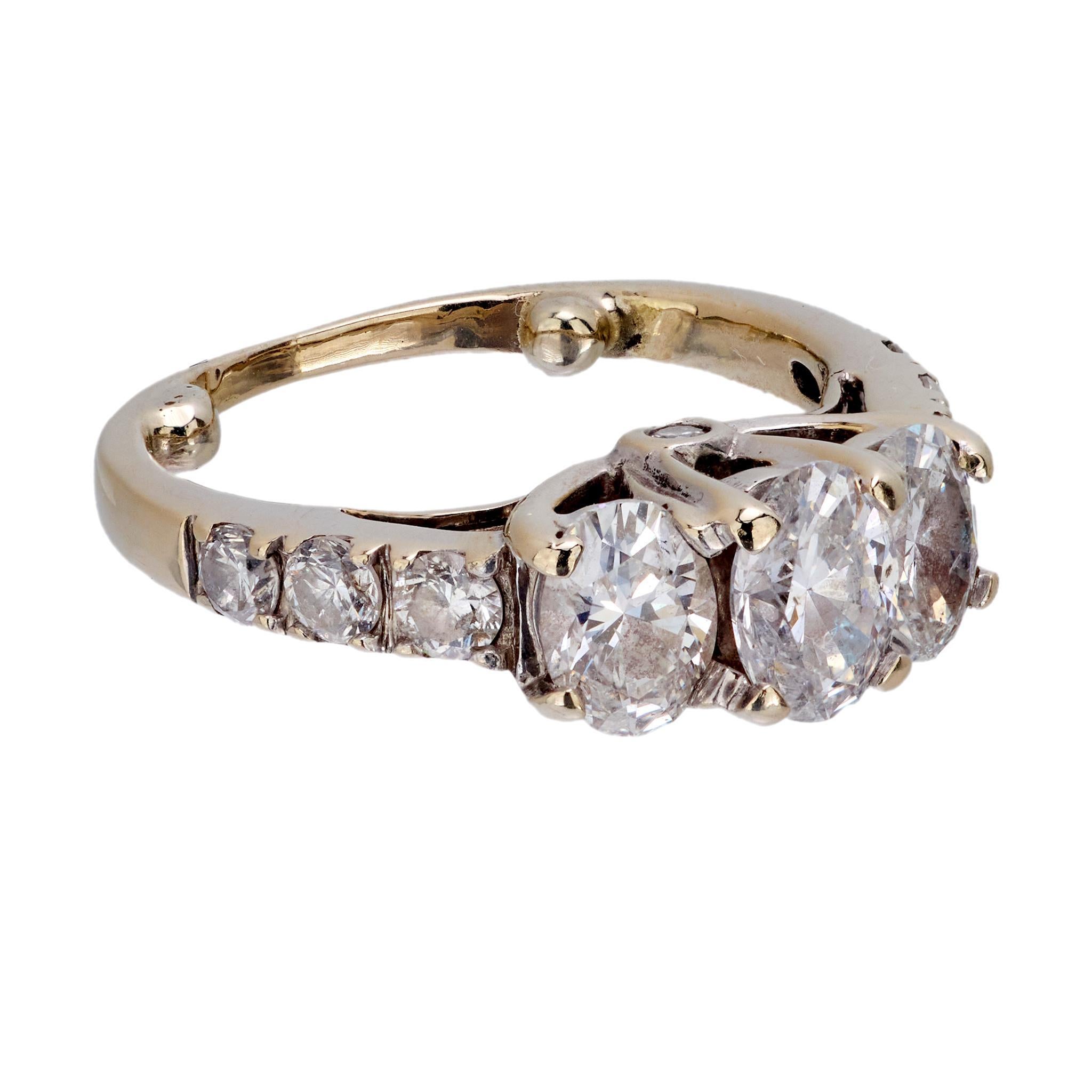 Vintage 1.20 carat oval diamond 3 stone 14k white gold ring In Excellent Condition For Sale In Beverly Hills, CA