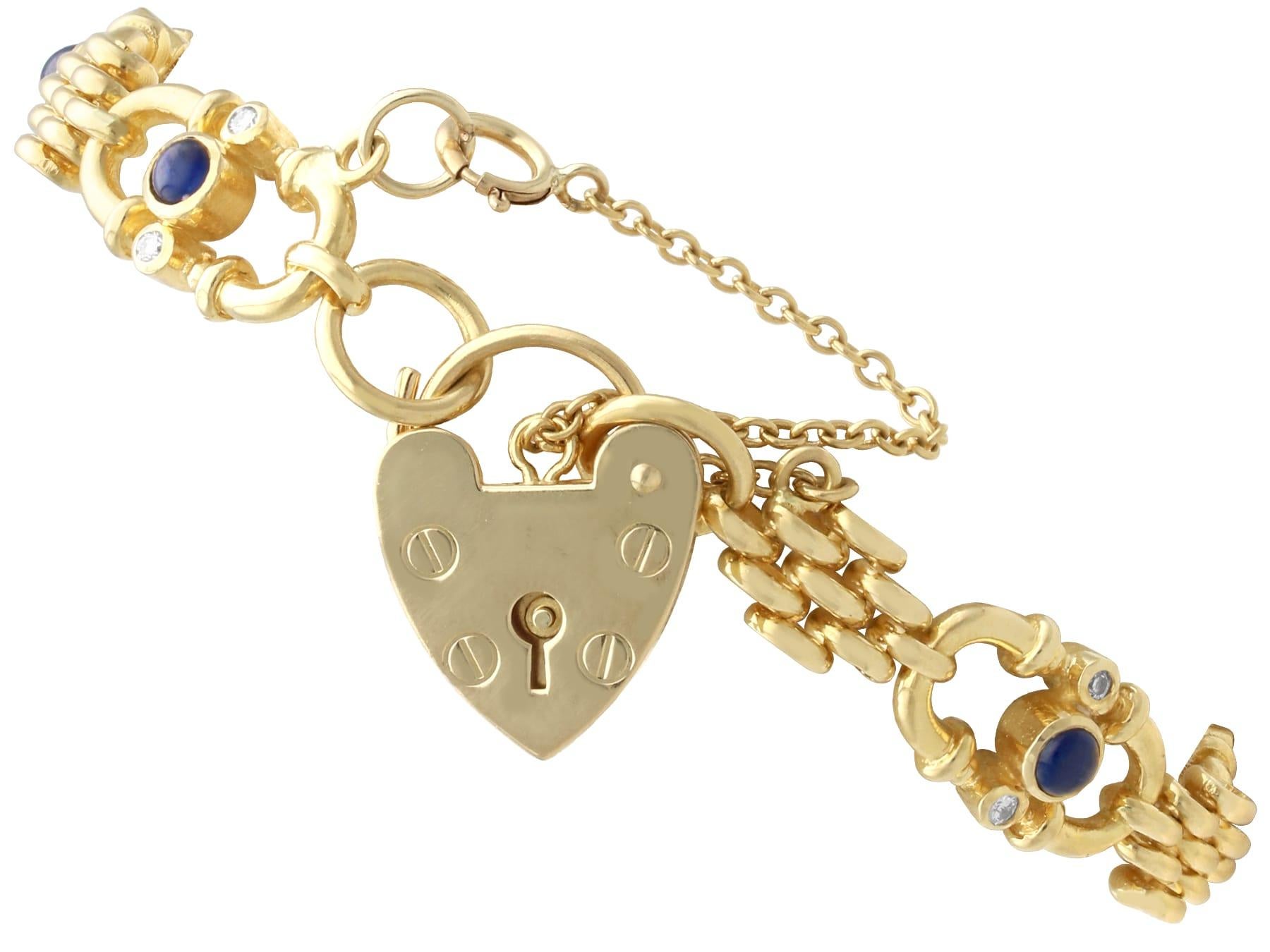 Ein feines und beeindruckendes Vintage-Armband aus 18 Karat Gelbgold mit 1,20 Karat Saphir und 0,24 Karat Diamant; Teil unserer vielfältigen Saphir-Schmuckkollektion.

Dieses atemberaubende, feine und beeindruckende Vintage-Saphir-Gate-Armband wurde