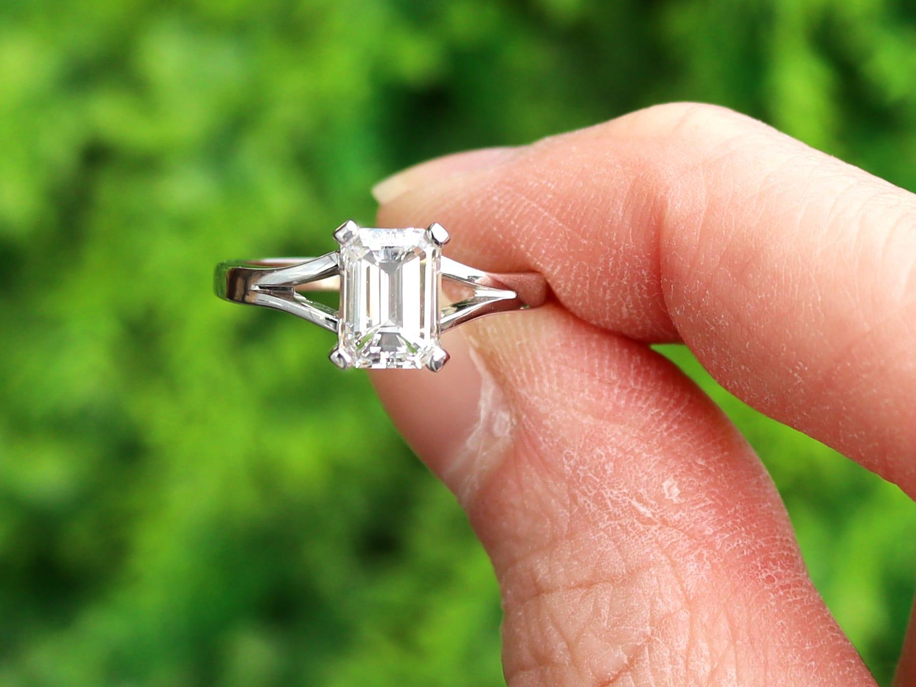 Emerald Cut Vintage 1.21 Carat Diamond and White Gold Solitaire Ring For Sale