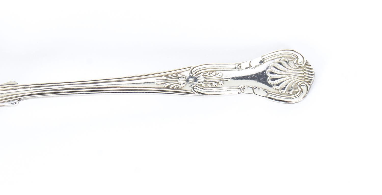 Late 20th Century Vintage 122-Piece Canteen 'Queens Pattern' Silver Plated Cutlery, 20th Century