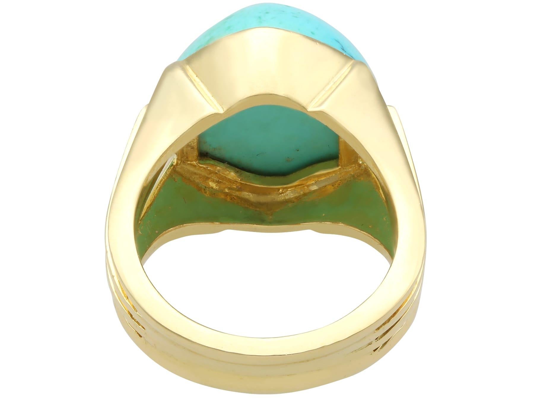 Vintage 12.22 Carat Turquoise and 18k Yellow Gold Ring Circa 1950 For Sale 1