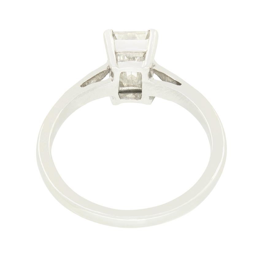 Anello solitario di diamanti d'epoca da 1,22 ct, anni '70 ca. In condizioni buone in vendita a London, GB