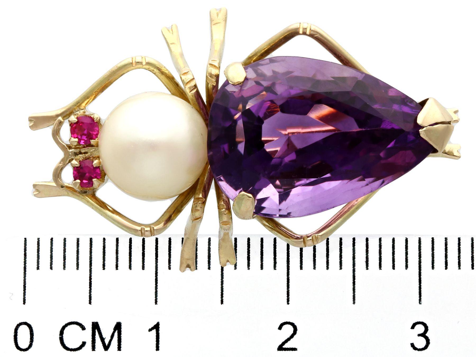 Vintage 12.39 Carat Amethyst Pearl and Ruby Yellow Gold Insect Brooch For Sale 1