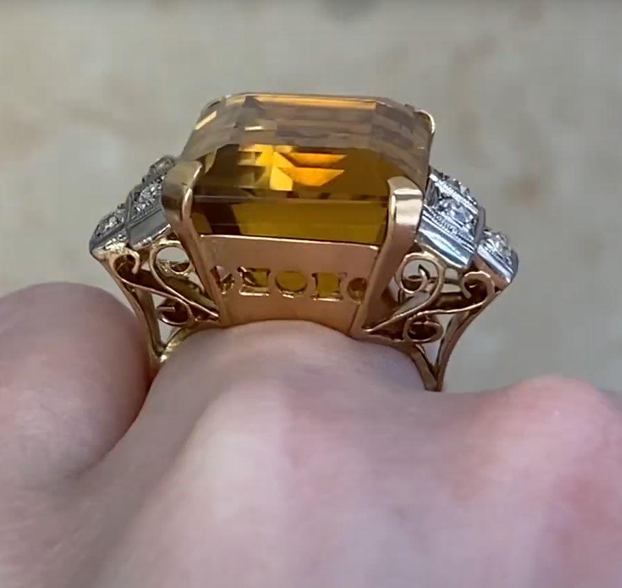Vintage 12.40ct Emerald Cut Natural Citrine Cocktail Ring, 18k Yellow Gold For Sale 3