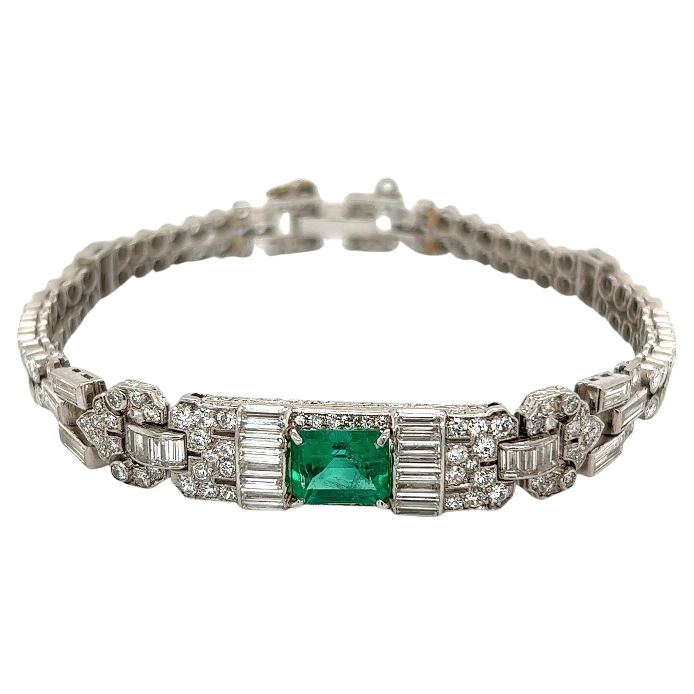 Vintage 1.25 Carat Emerald and Diamond Art Deco Platinum Bracelet For Sale