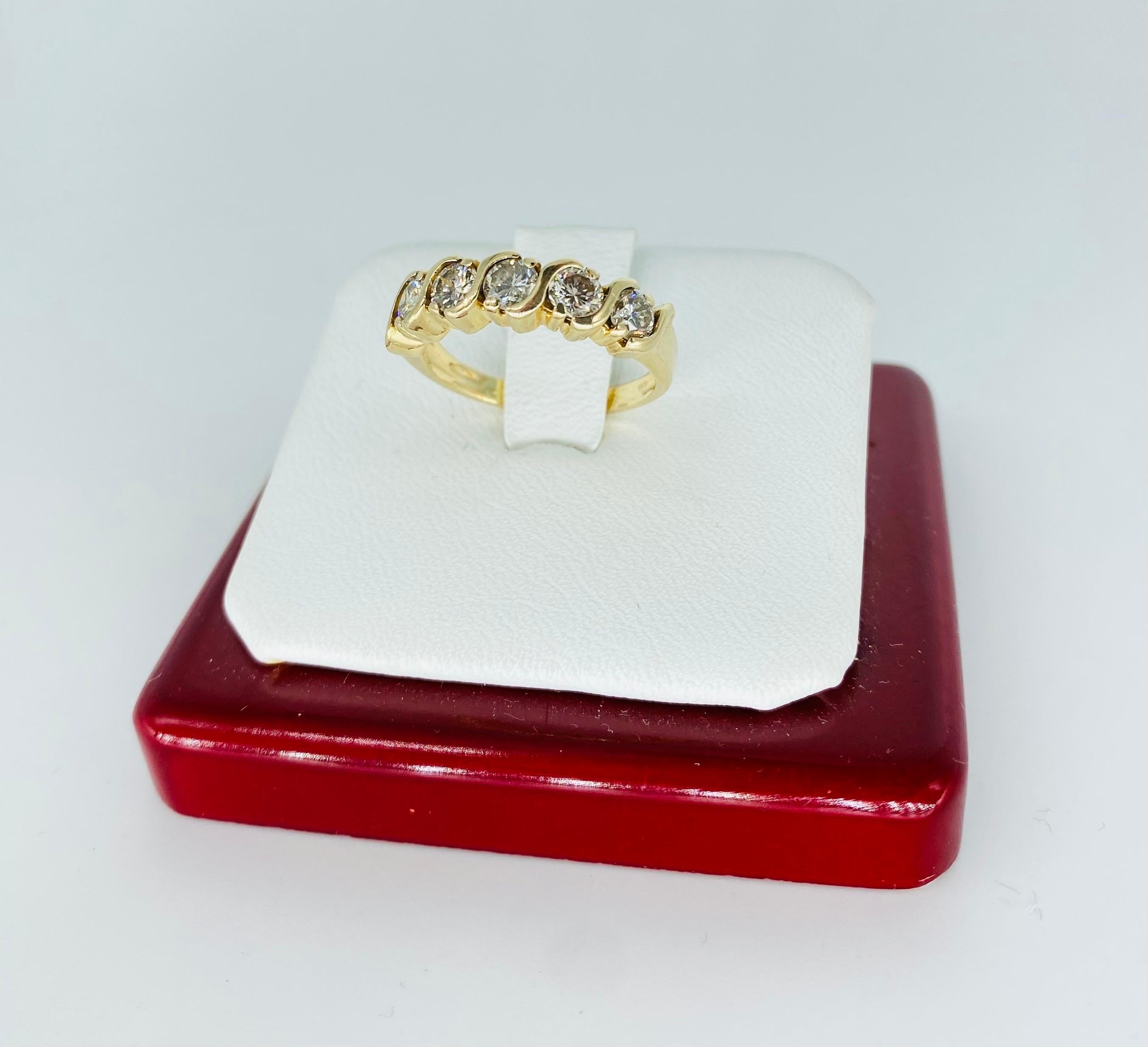 Verlobungsring aus 14k Gold mit 1,25 Karat Diamanten mit fünf Steinen im Vintage-Stil Damen im Angebot