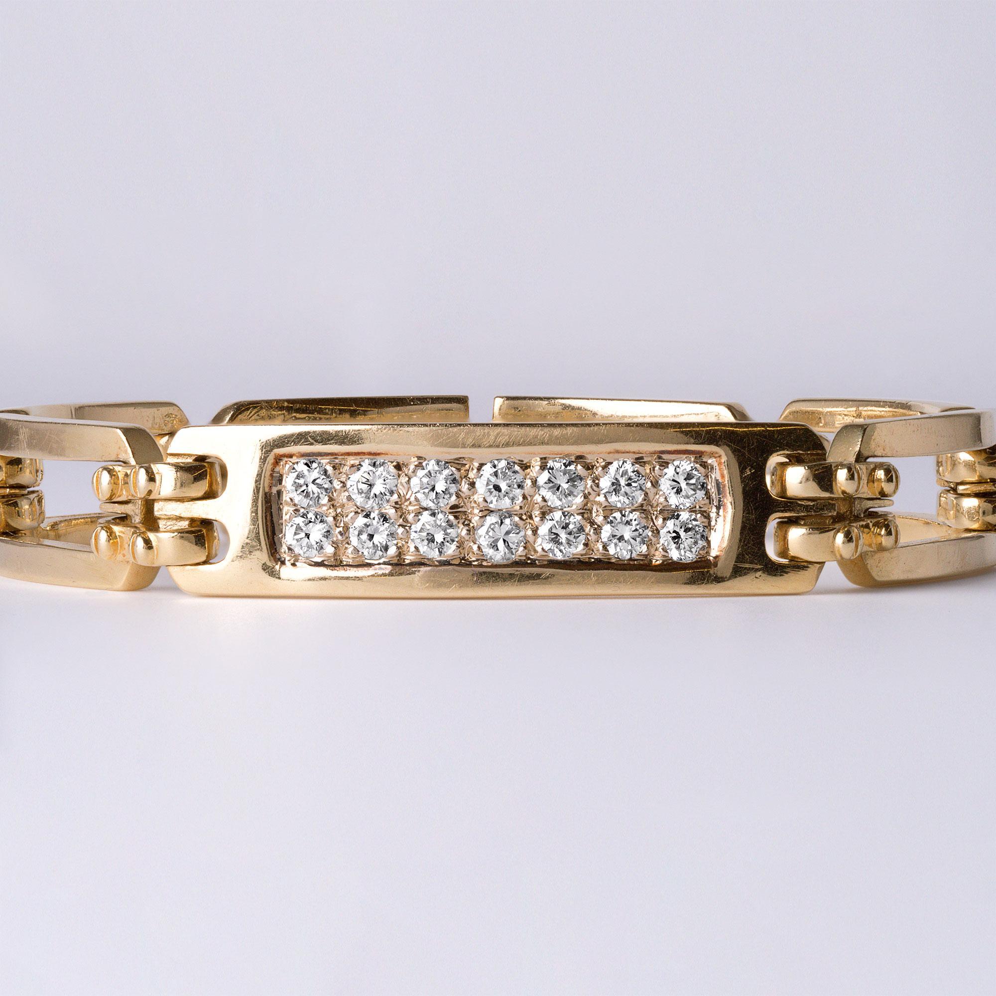 Pulsera de eslabones vintage
14 diamantes brillantes redondos pesan 1,25 quilates
E-F VS
35.1 gramos
7,5 pulgadas de longitud
0,3 pulgadas de ancho
Oro amarillo de 14 quilates