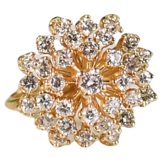 Vintage 1.25cttw Diamond "Burst" Cluster Ring in 14k Gold For Sale