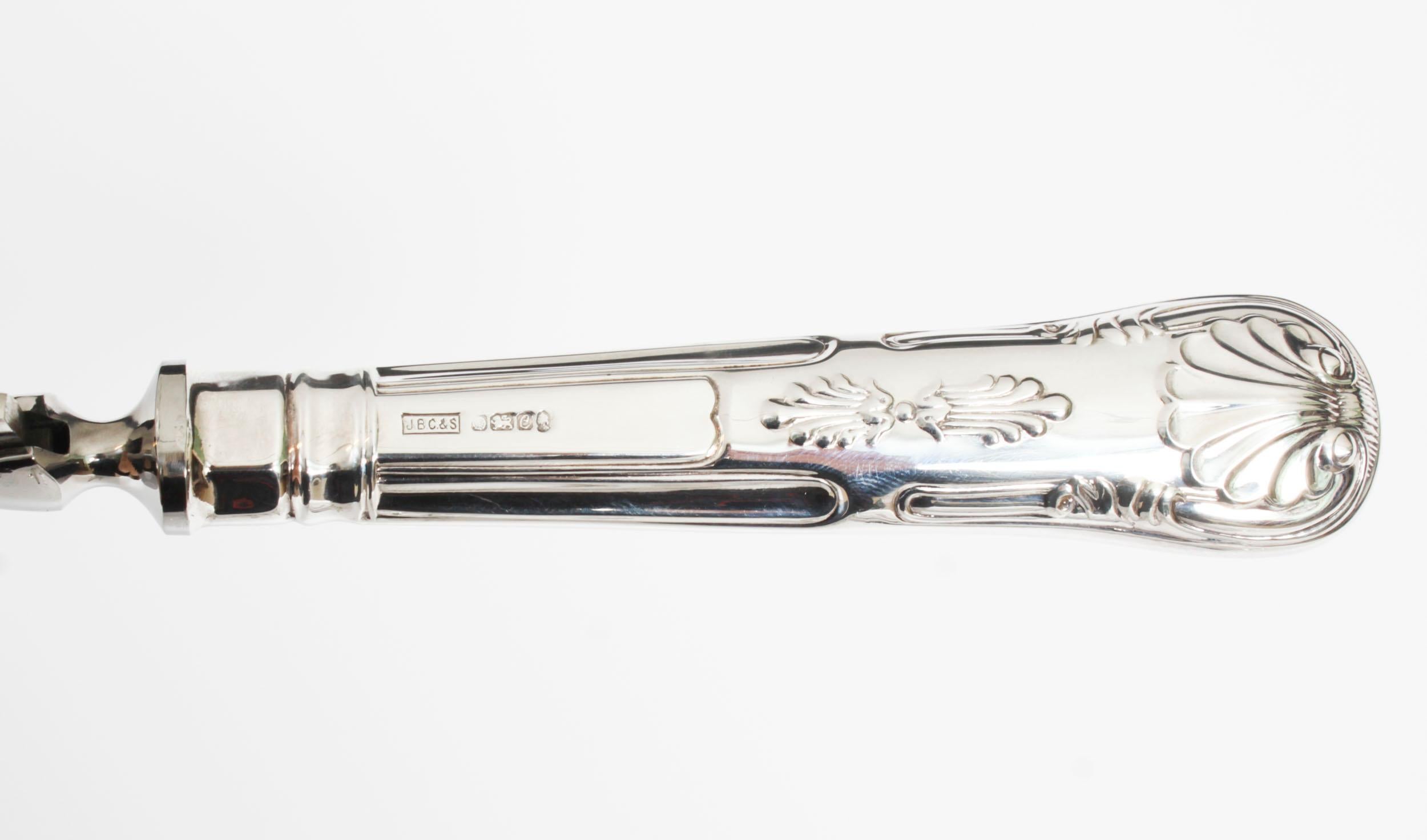 Vintage 127 Piece Canteen-12 Place Sterling Silver Cutlery Set 20th Century For Sale 14
