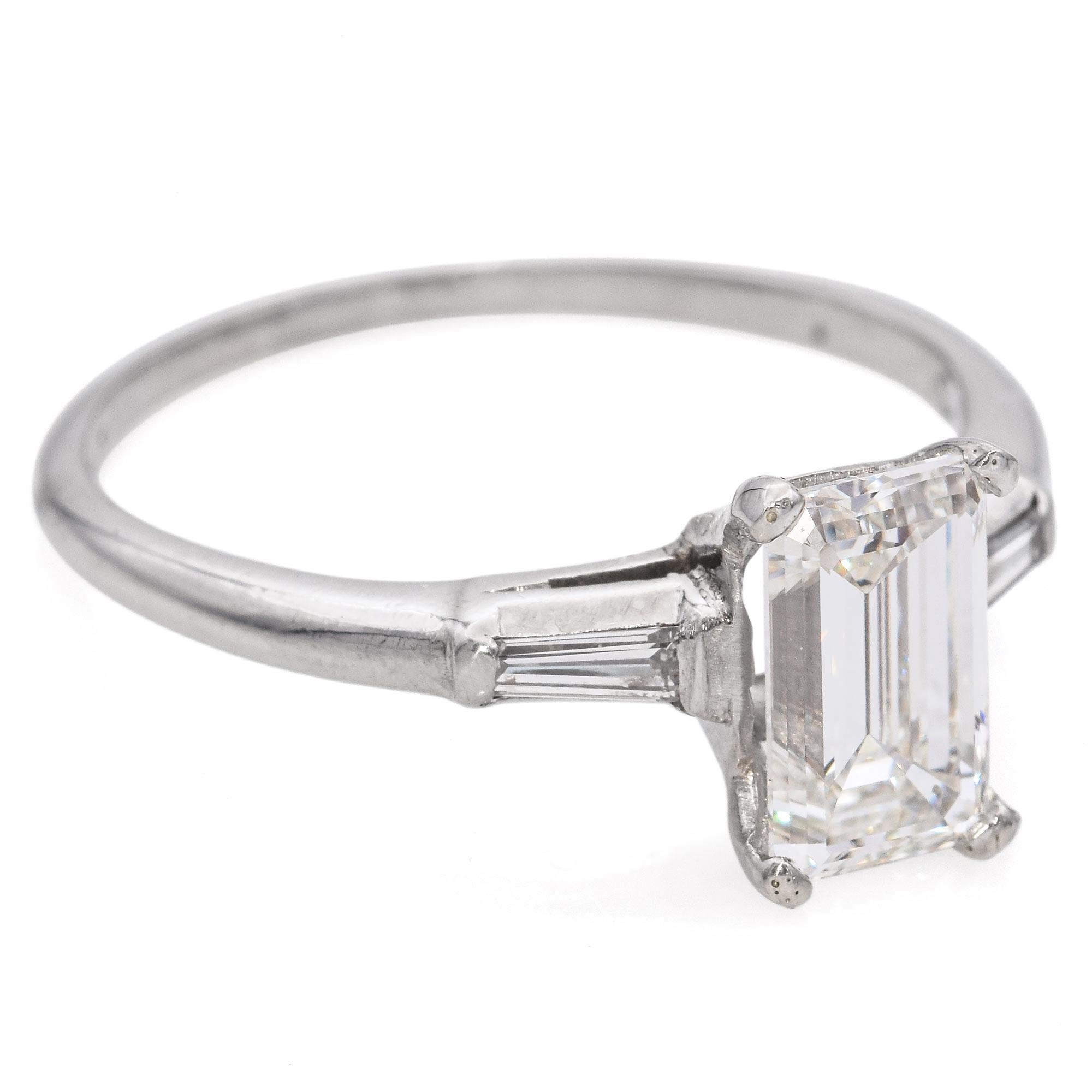 Vintage Platinum 1.29ct H VS1 Emerald Cut Diamond Engagement Ring GIA For Sale 2