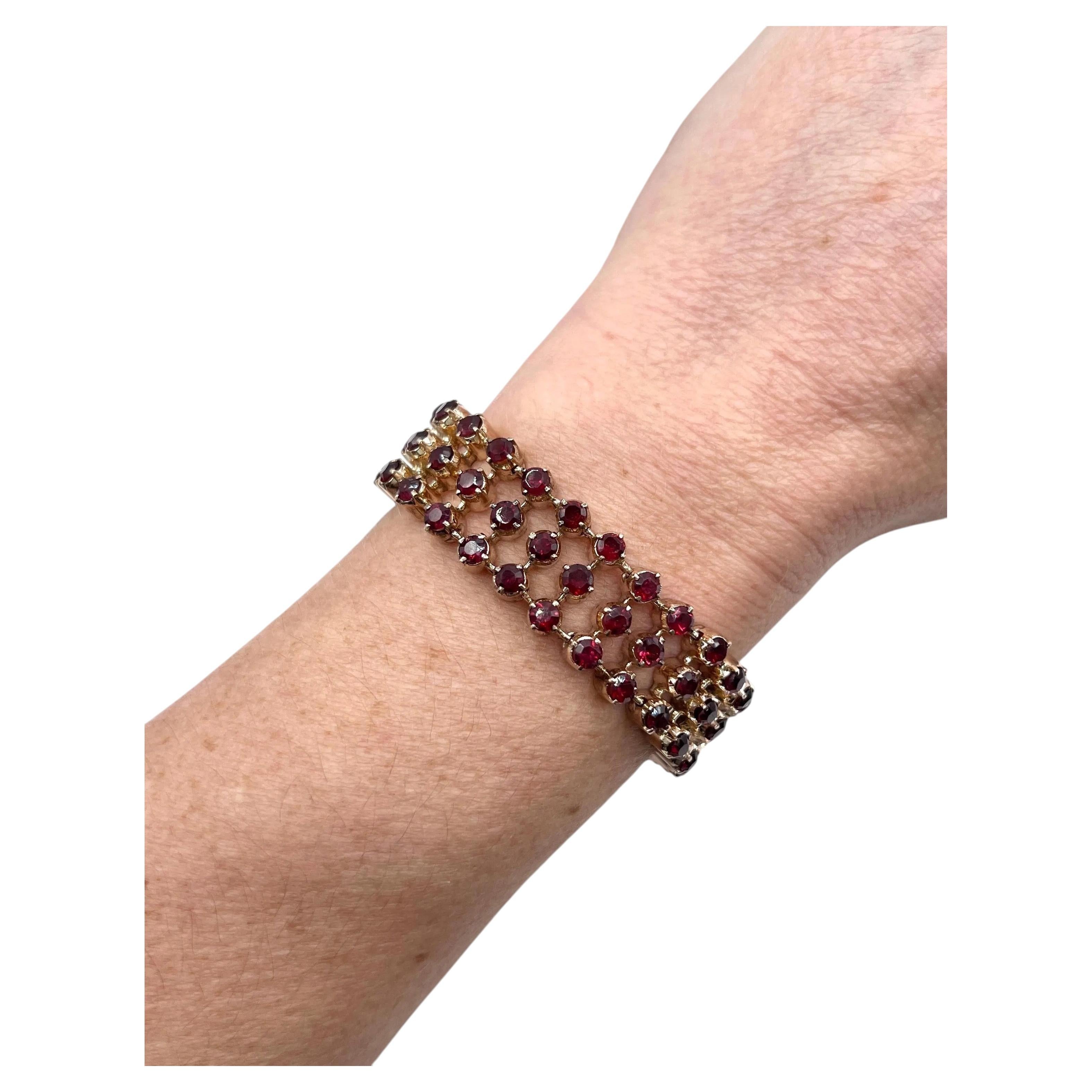 Vintage-Armband aus 10-Karat-Roségold, 1940er Jahre, dreireihig mit Granaten