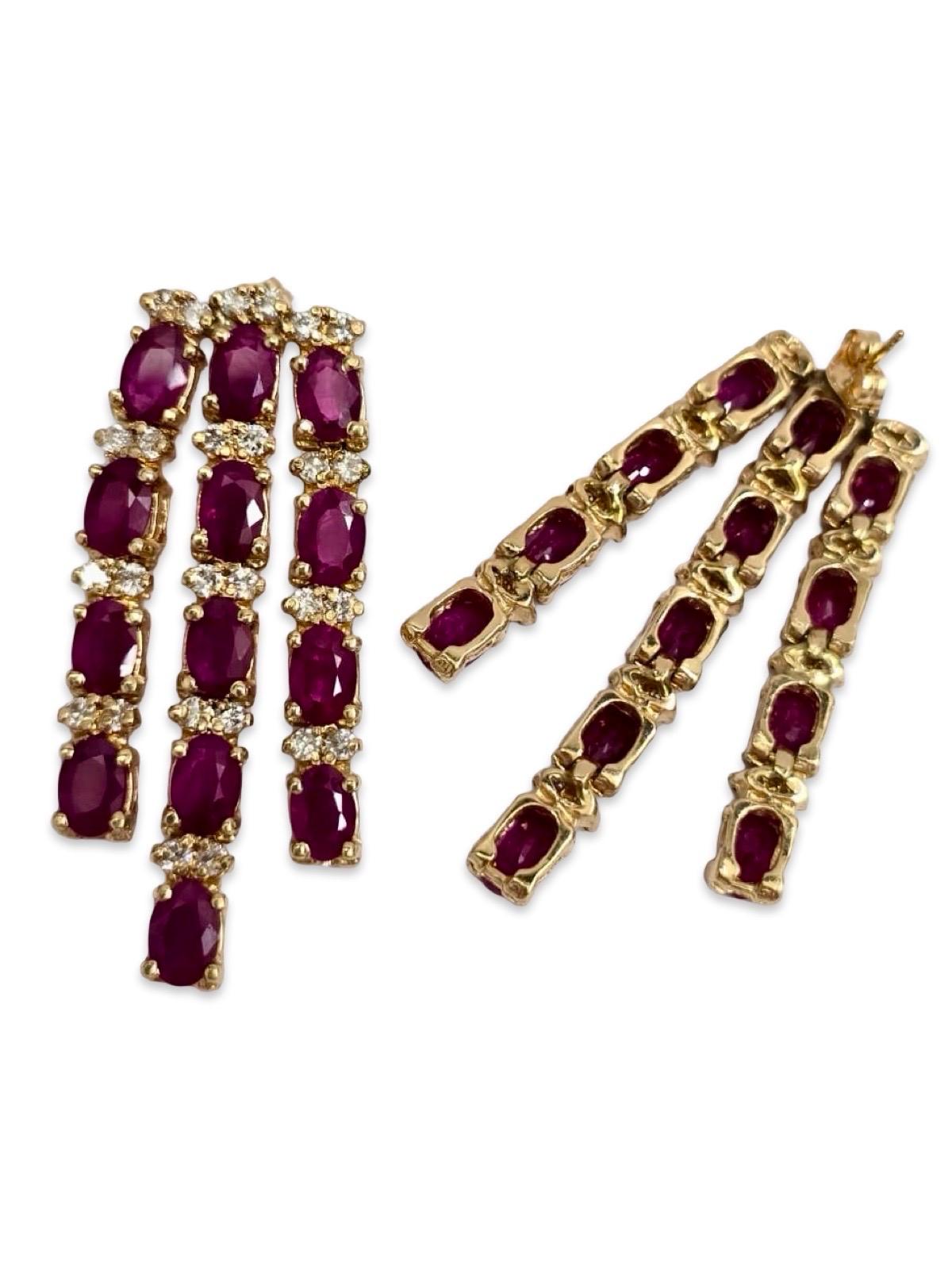 Donna Orecchini a lampadario a cascata con rubini e diamanti d'epoca da 12 carati in oro 14K in vendita