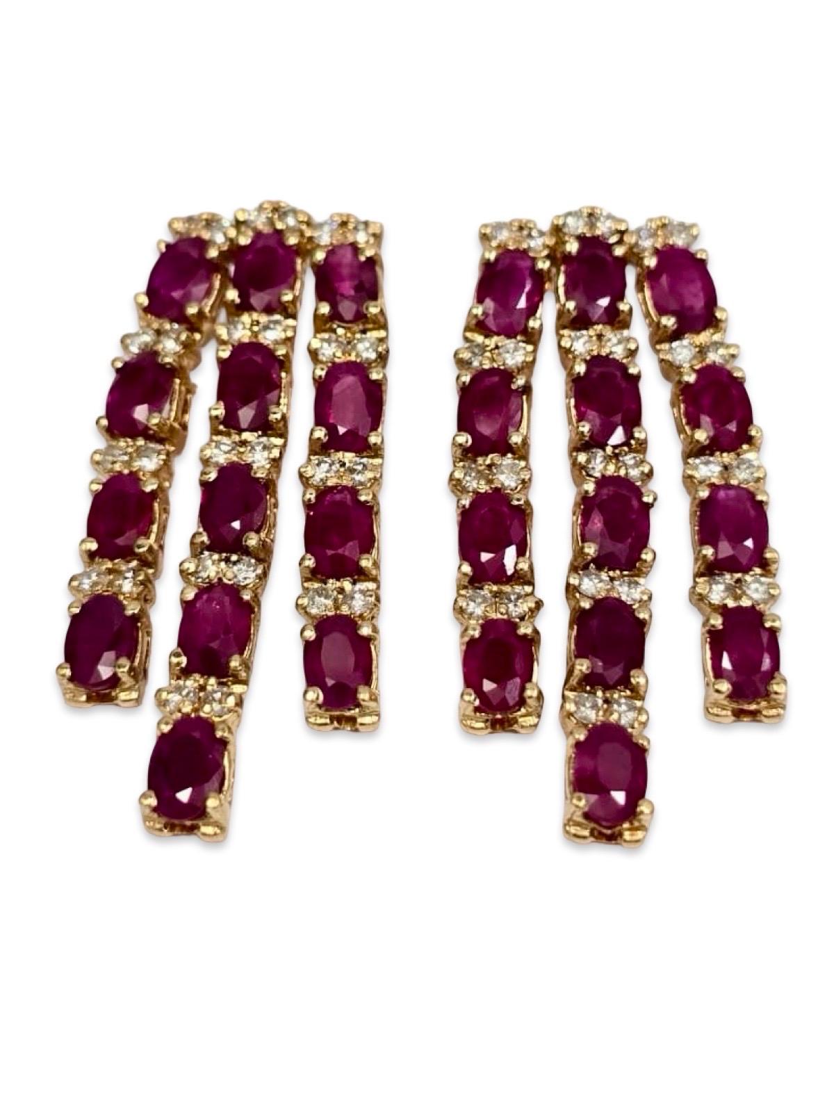 Orecchini a lampadario a cascata con rubini e diamanti d'epoca da 12 carati in oro 14K in vendita 2