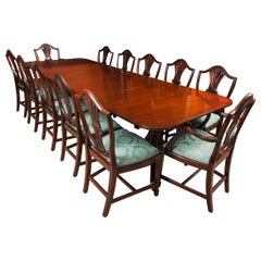 Mesa de comedor vintage de 3 metros y 12 sillas de trigo de William Tillman S. XX