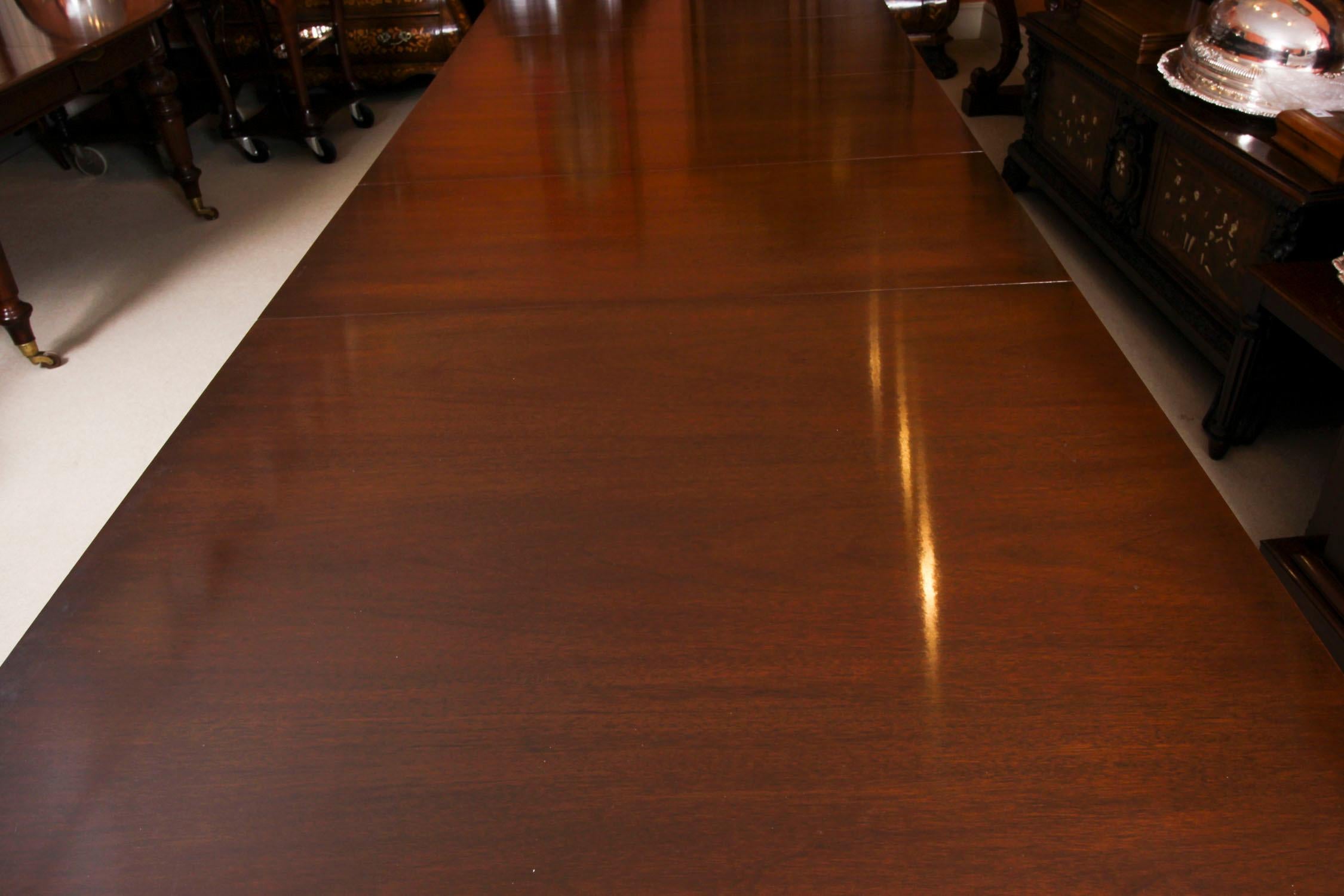 Vintage 12ft George III Style Twin Pedestal Dining Table 20th Century en vente 2